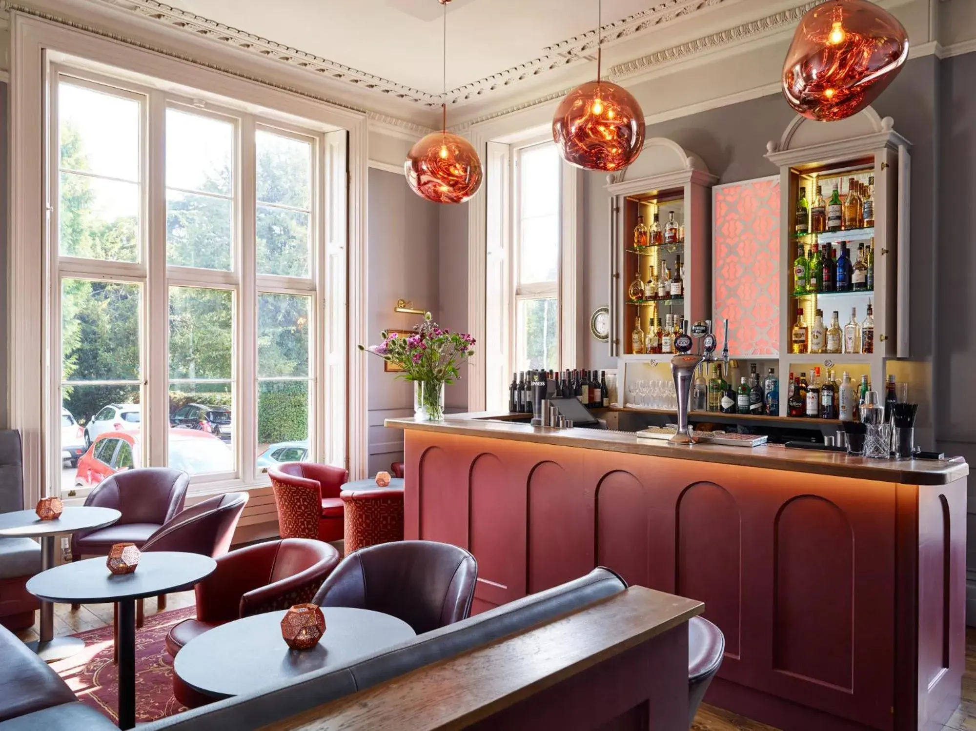 Lounge or bar in Cotswold Grange Lounge or bar in Cotswold Grange