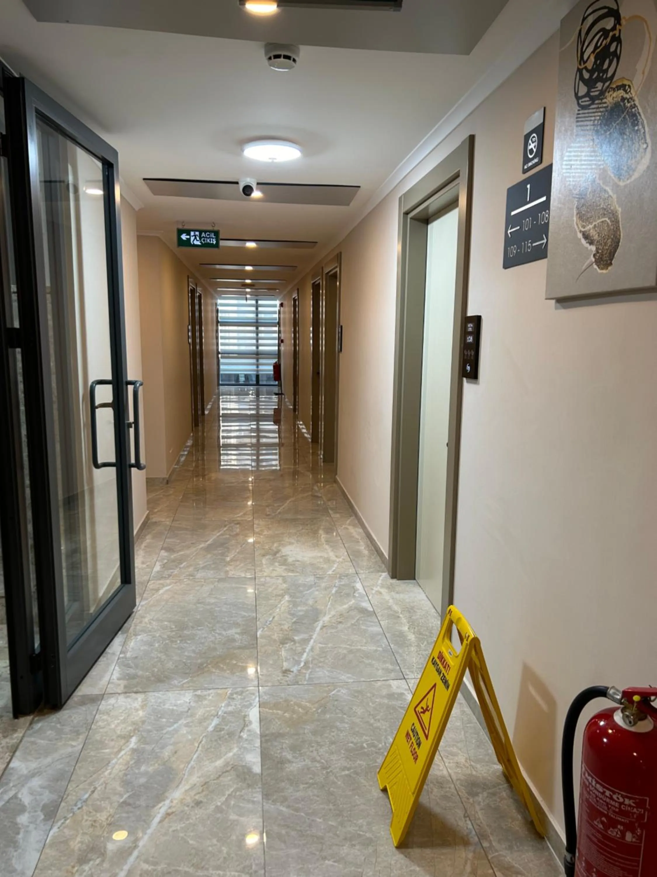 Property building in 01 Nova Otel