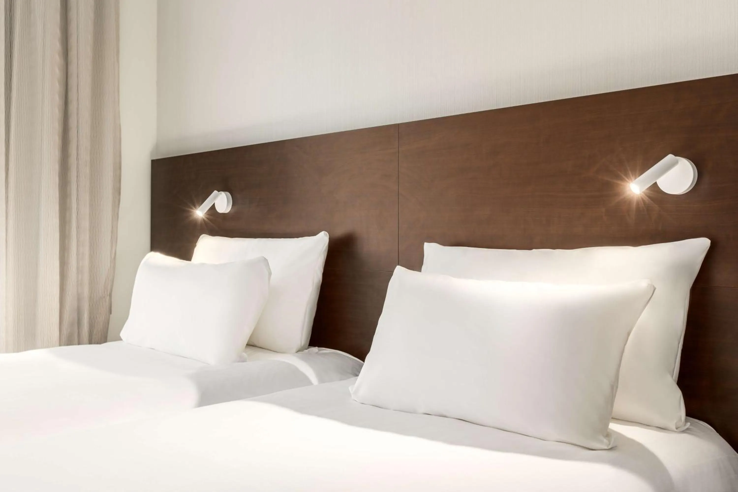 Standard Double or Twin Room with City View in NH City Centre Amsterdam