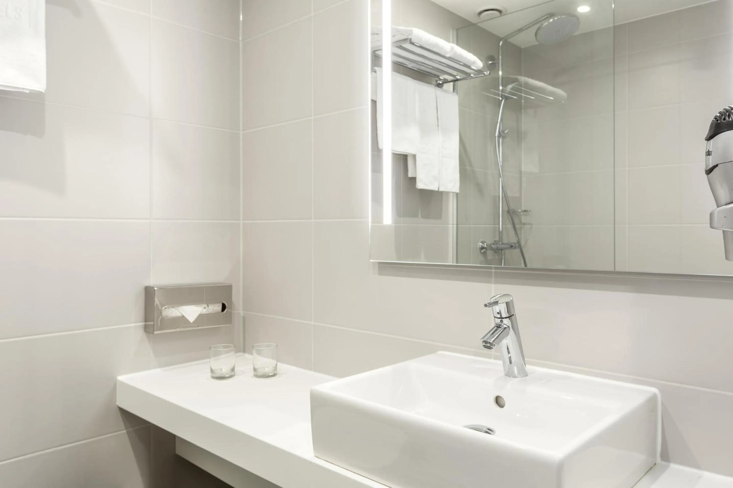 Bathroom in NH City Centre Amsterdam