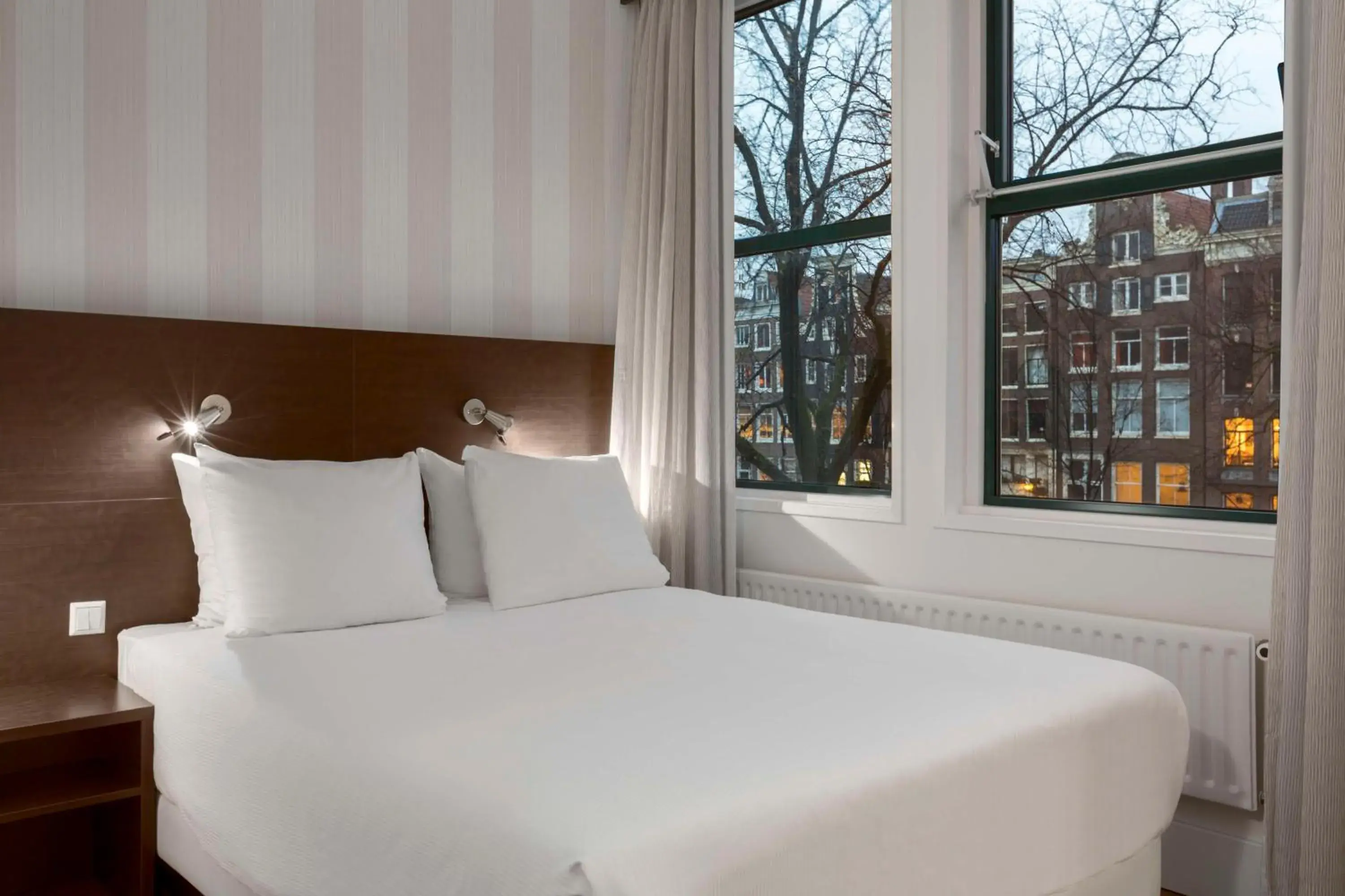 Bedroom, Bed in NH City Centre Amsterdam Bedroom, Bed in NH City Centre Amsterdam