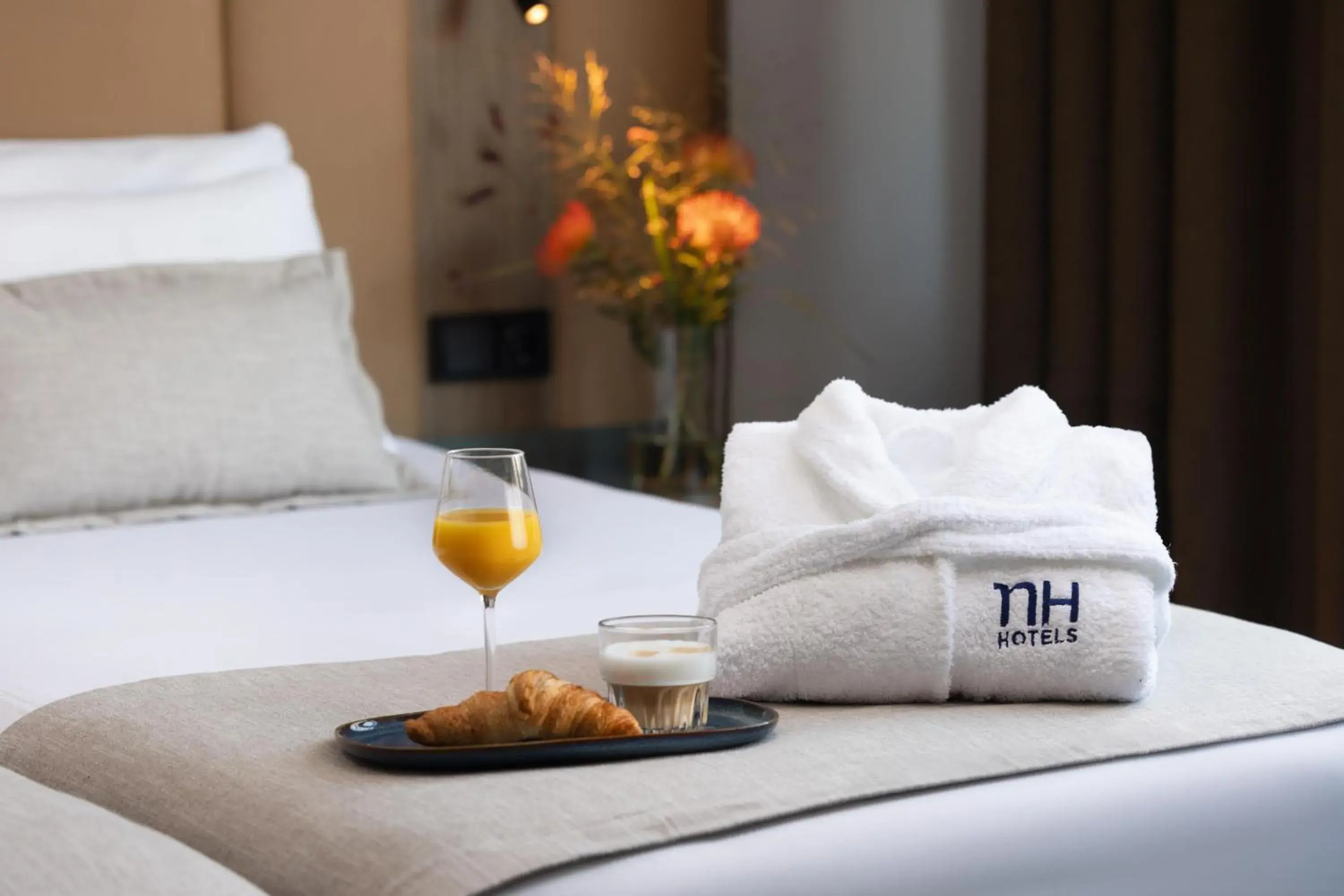 Bedroom, Bed in NH City Centre Amsterdam Bedroom, Bed in NH City Centre Amsterdam