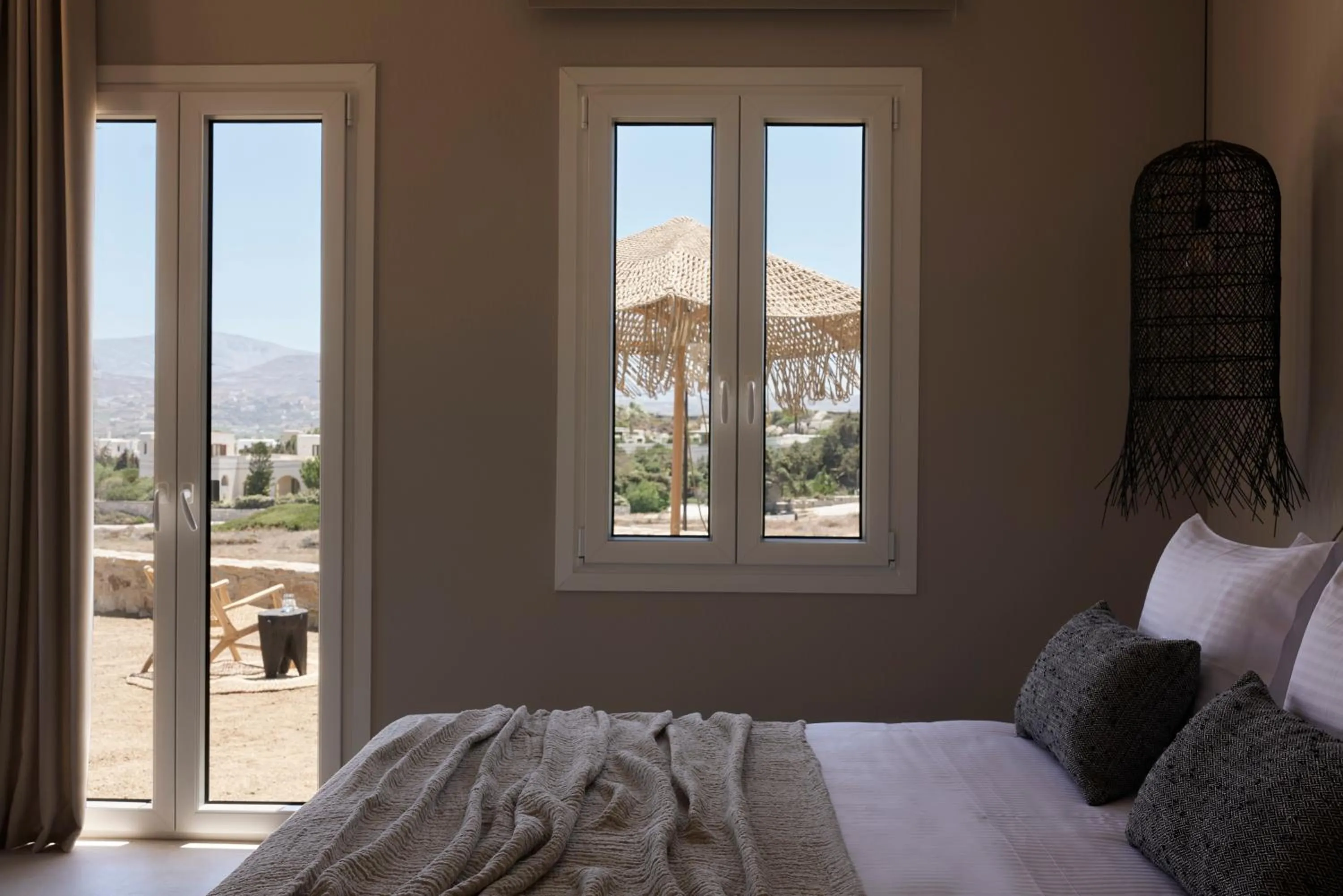 Bedroom, Bed in Naxian Rhapsody