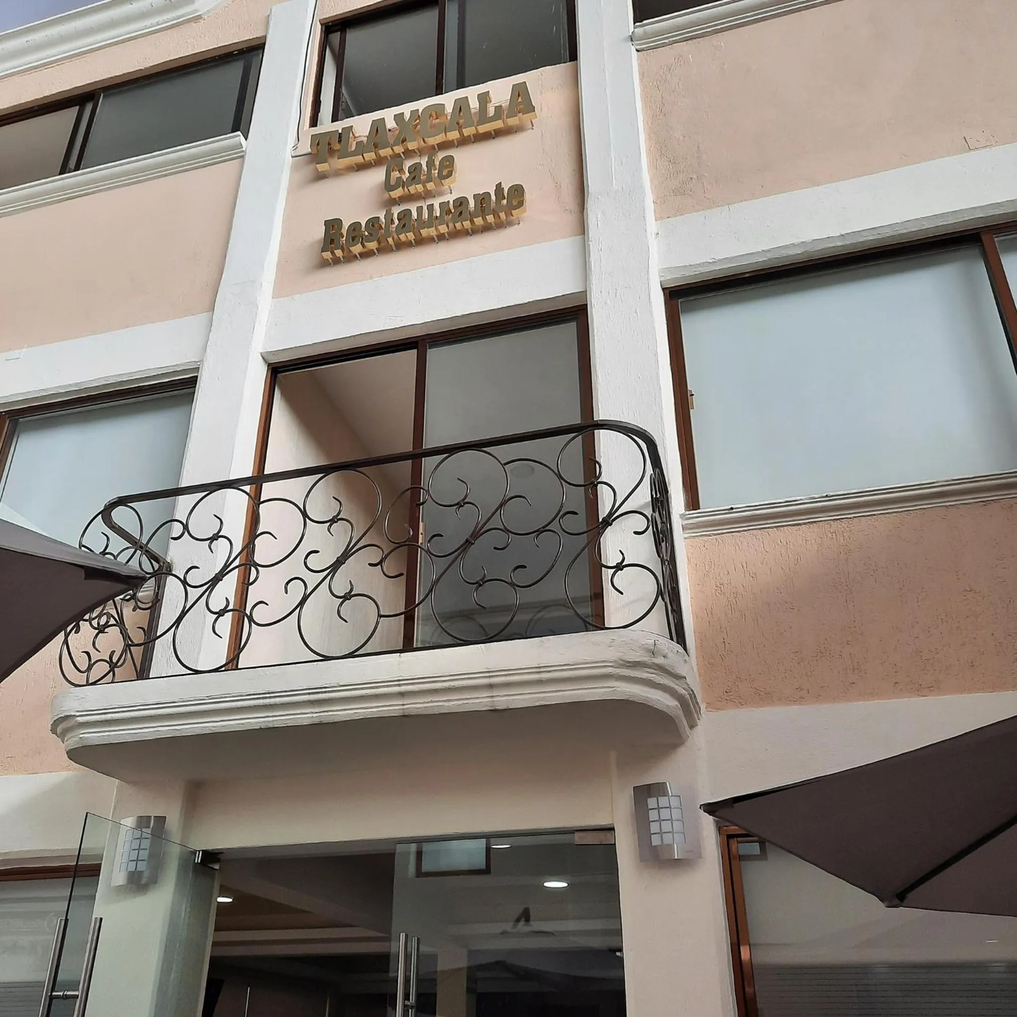 Property building in Hotel Tlaxcala