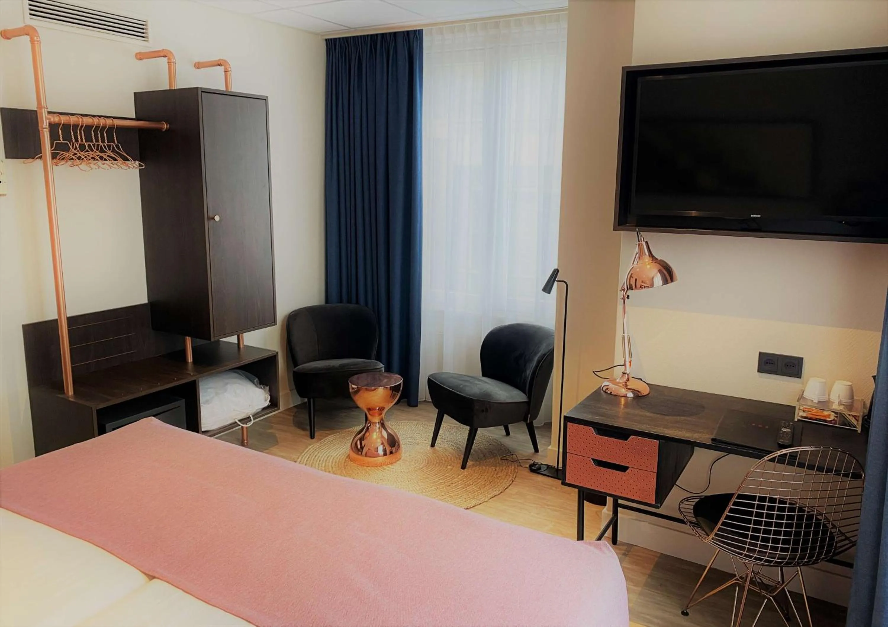 Photo of the whole room in Best Western Dam Square Inn