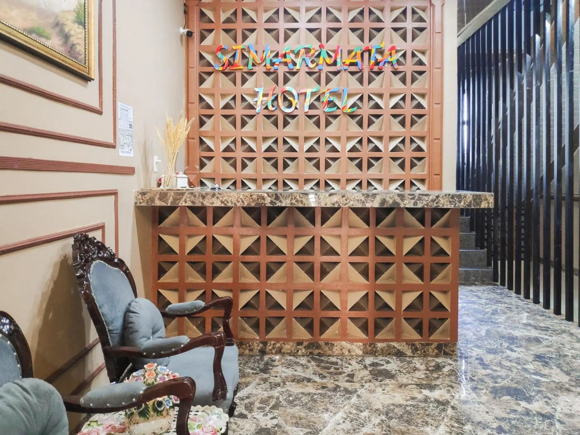 Lobby or reception in RedDoorz at Perdagangan Simalungun