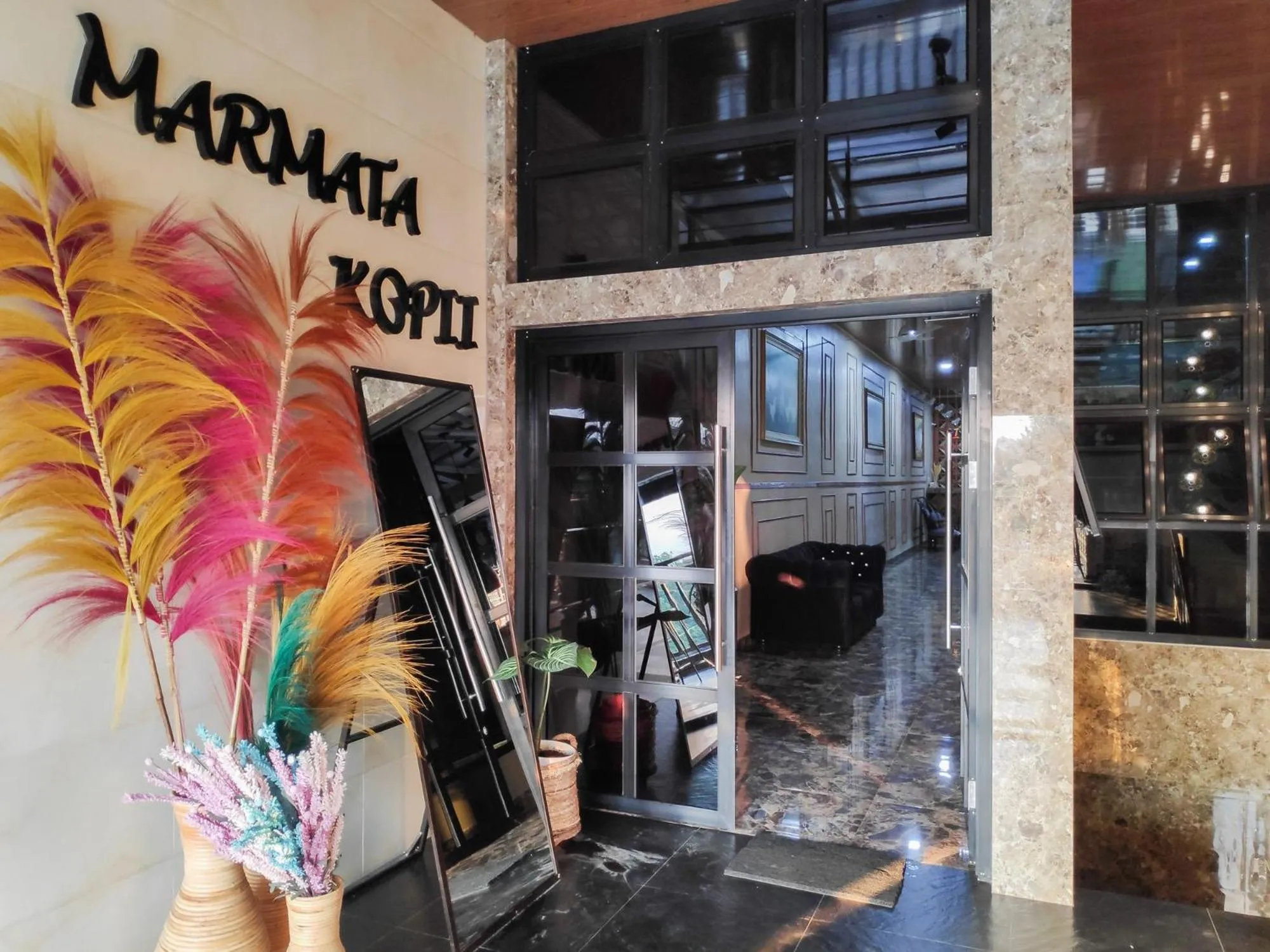 Property building in RedDoorz at Perdagangan Simalungun