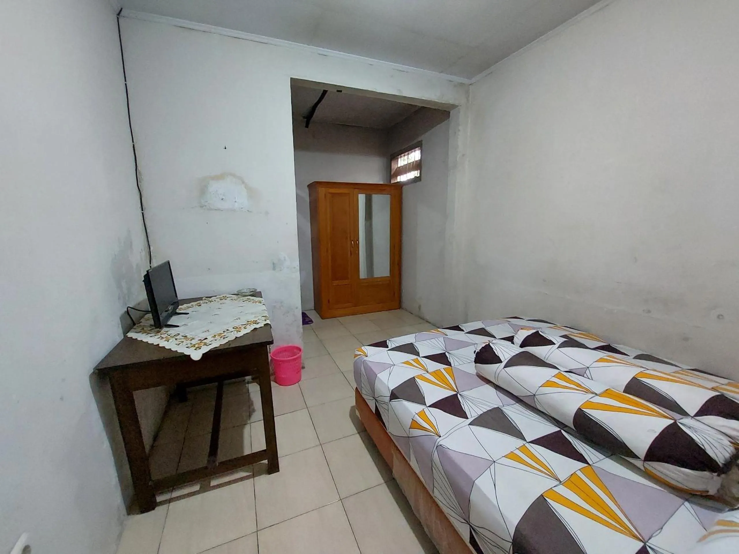 Bedroom, Bed in SPOT ON 92777 Leheran Homestay