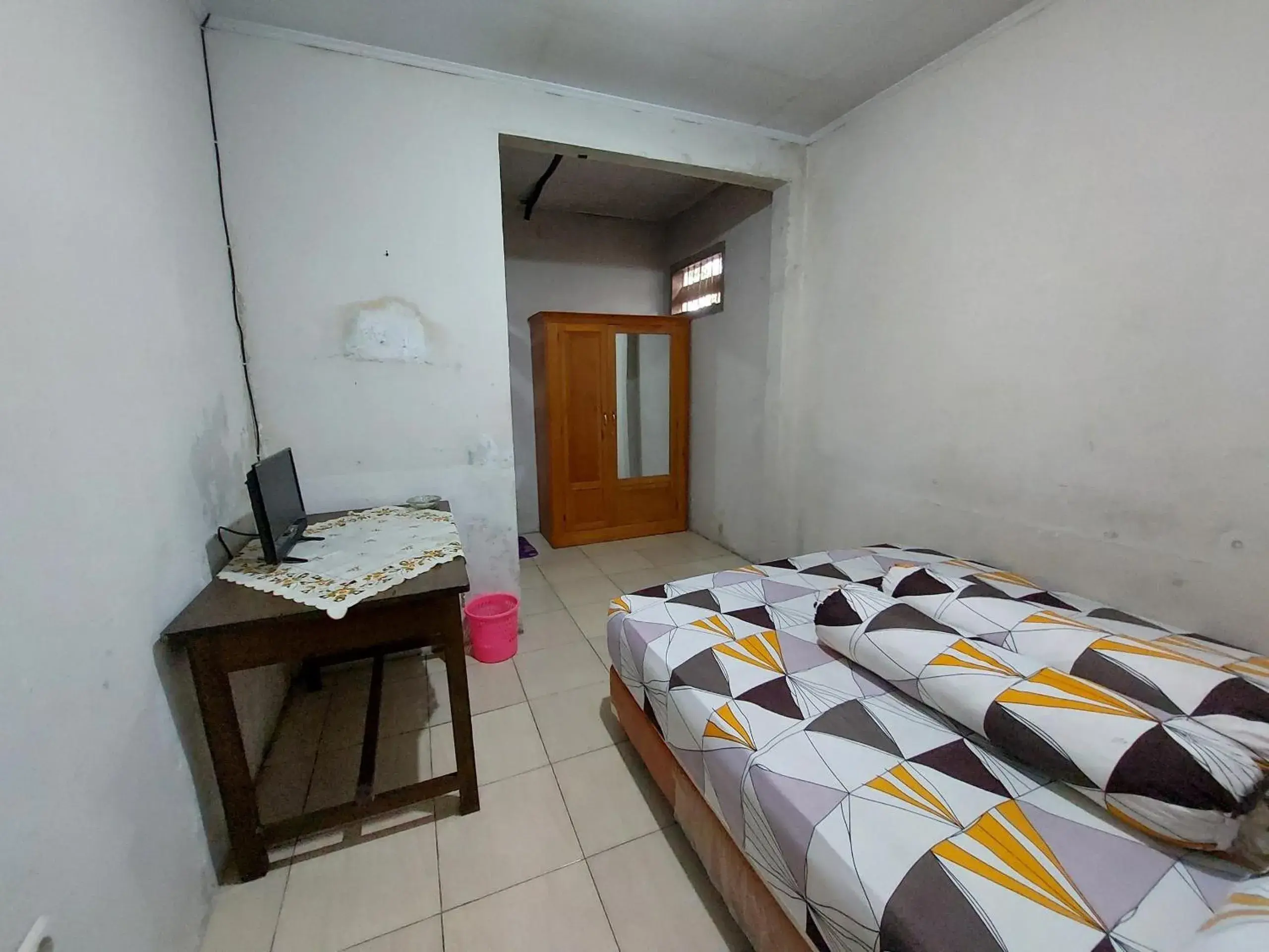Bedroom, Bed in SPOT ON 92777 Leheran Homestay Bedroom, Bed in SPOT ON 92777 Leheran Homestay