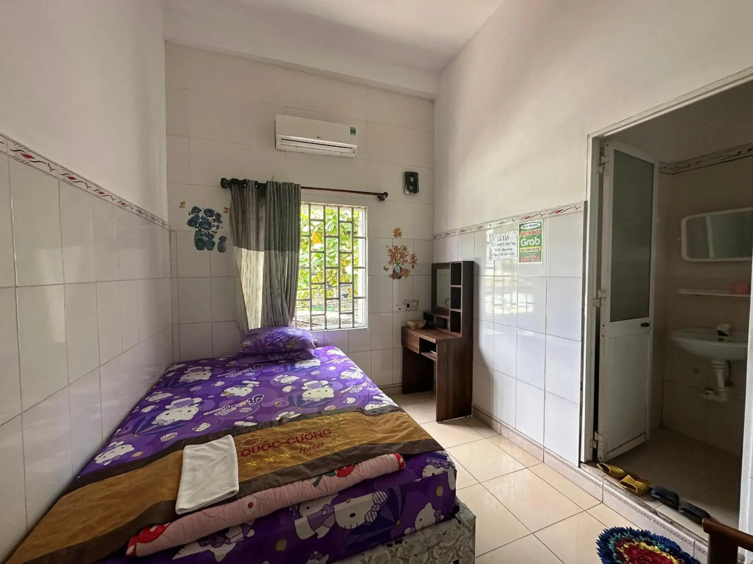 Bedroom, Bed in SPOT ON 1188 Motel Hoa Cam Bedroom, Bed in SPOT ON 1188 Motel Hoa Cam