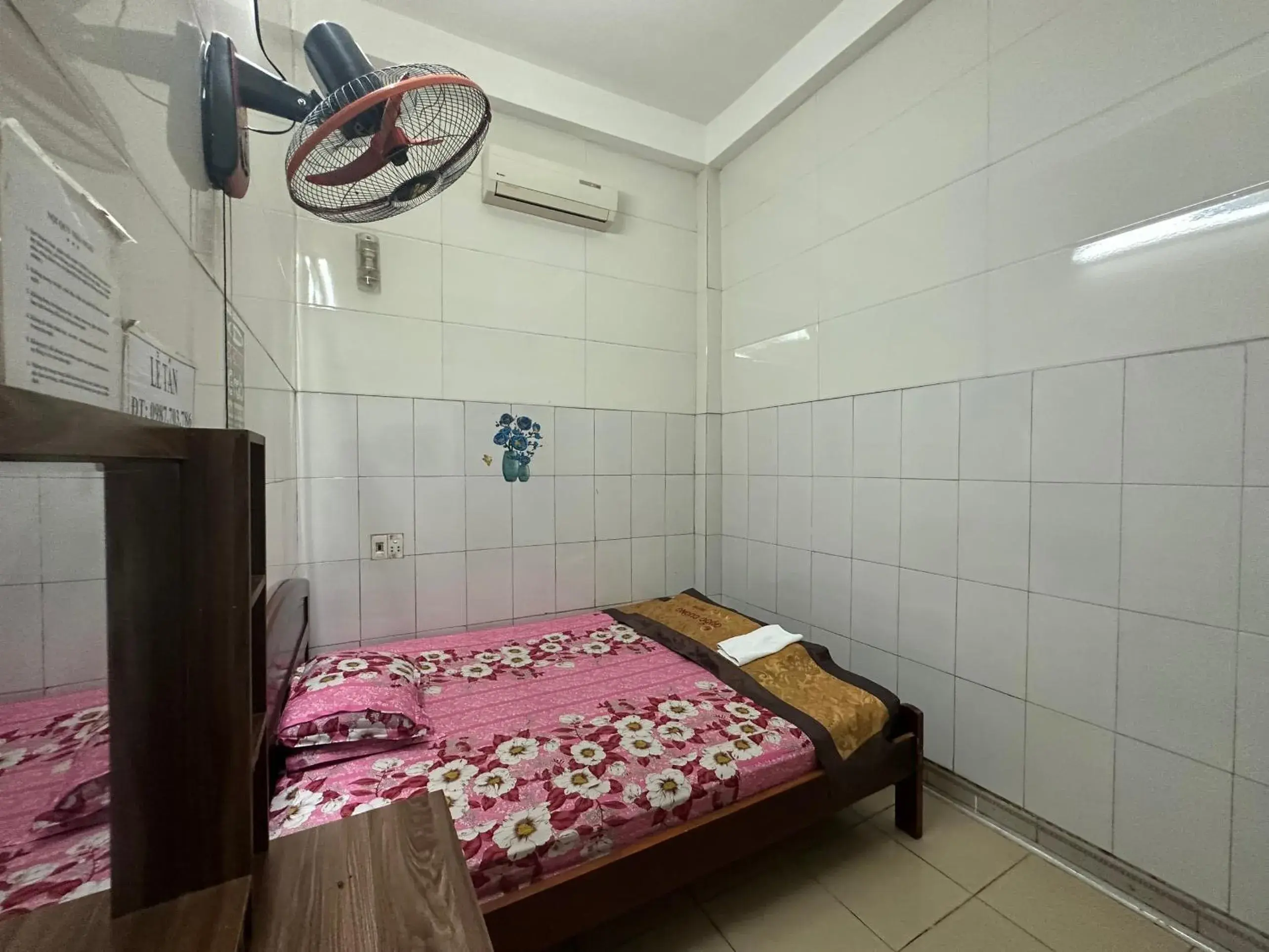 Bedroom, Bed in SPOT ON 1188 Motel Hoa Cam Bedroom, Bed in SPOT ON 1188 Motel Hoa Cam