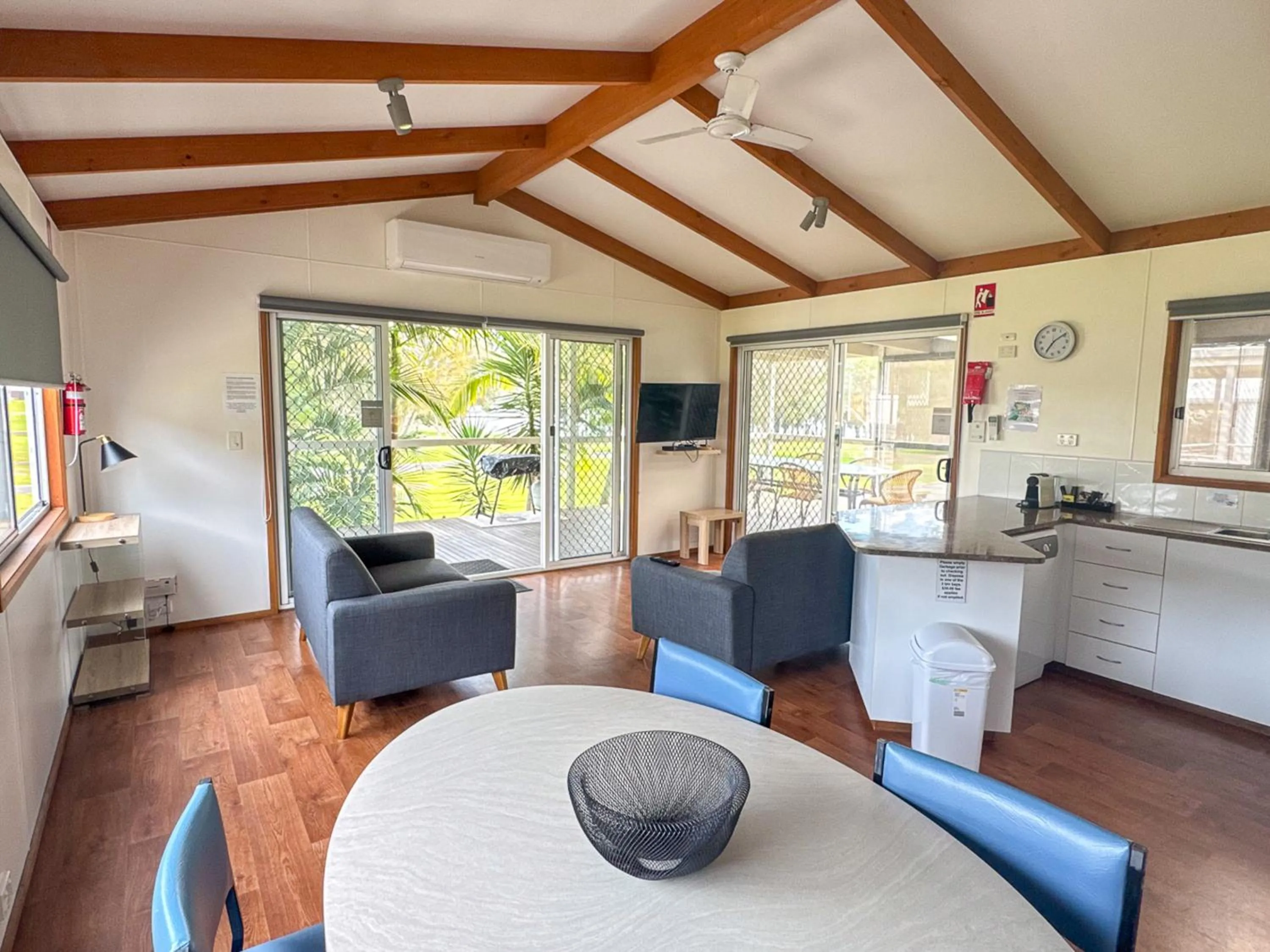 Kitchen or kitchenette in BIG4 Wallaga Lake Holiday Park