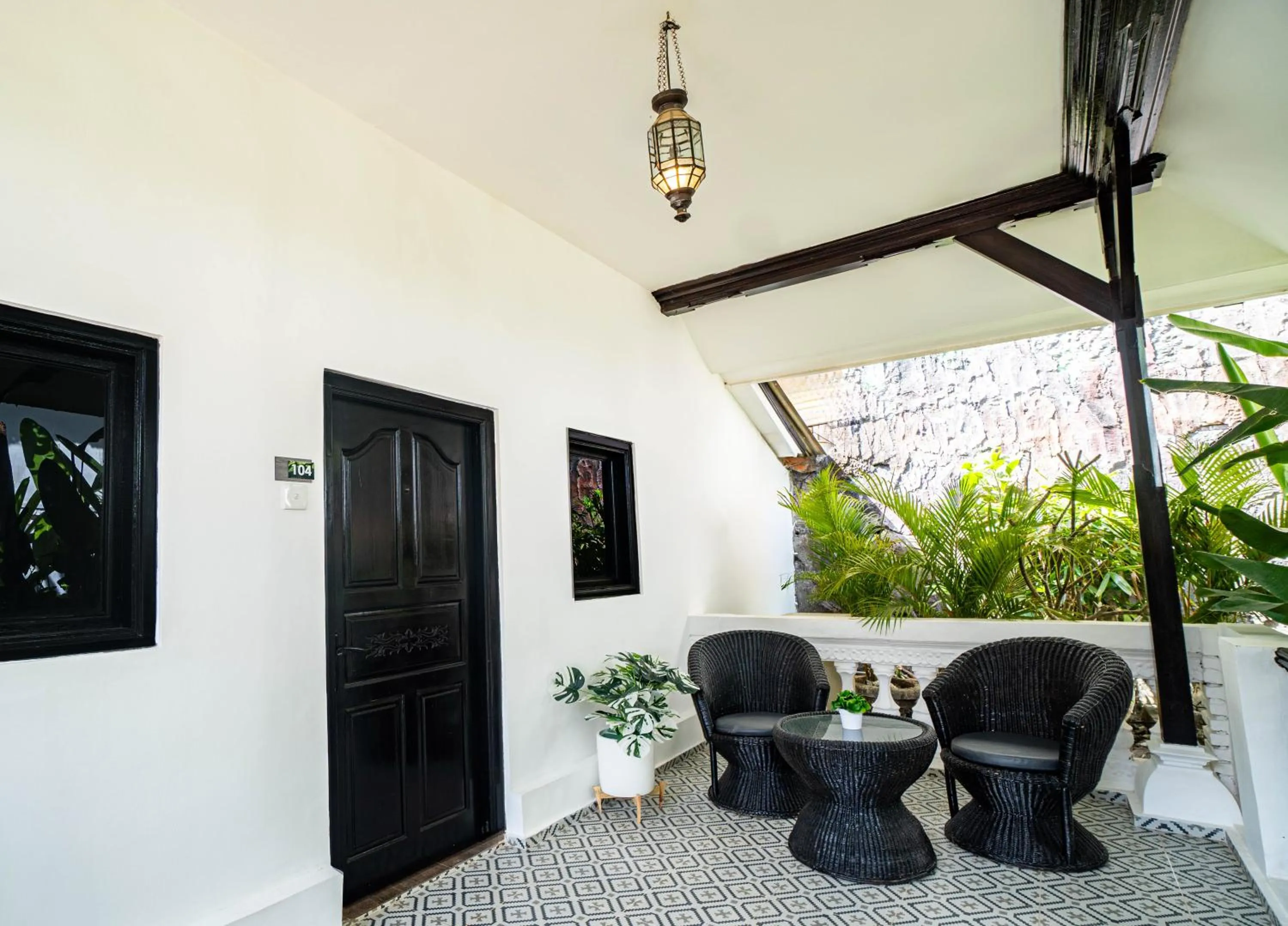 Seating area in Casa Wina Kuta Managed by ARM Hospitality