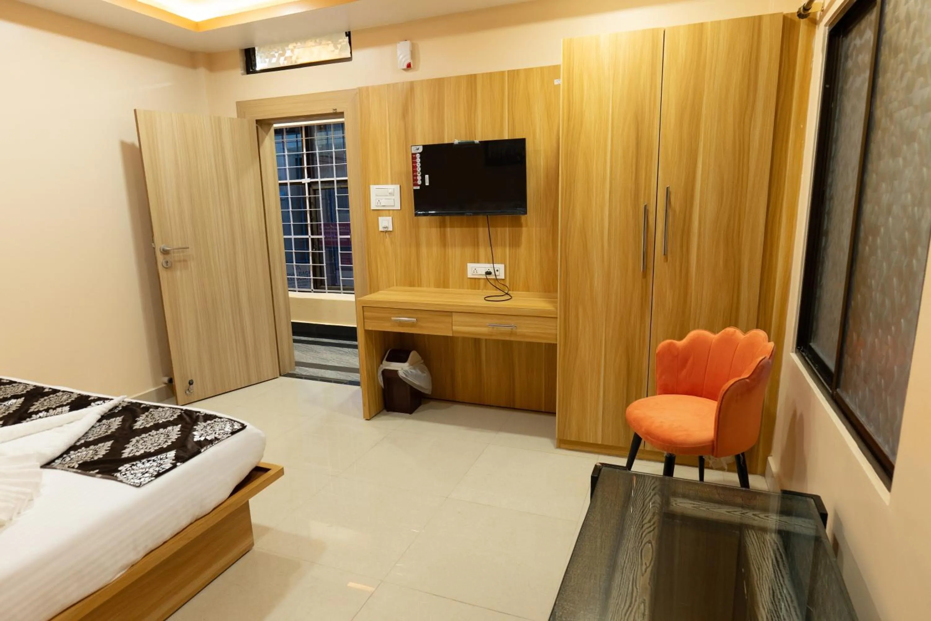 TV and multimedia in RENUKA REGENCY