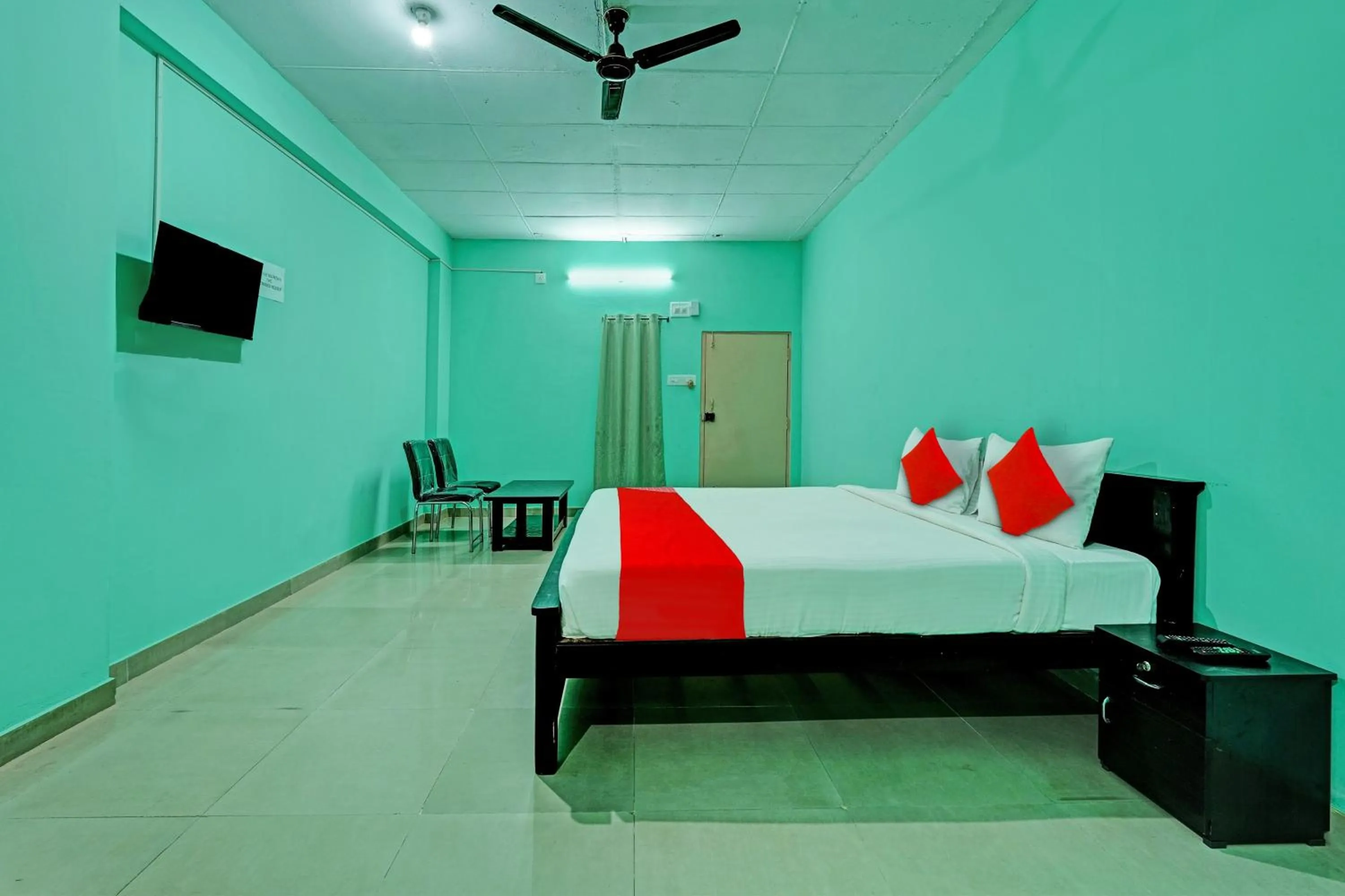 Bedroom, Bed in Collection O Druvi Corporate Hotel