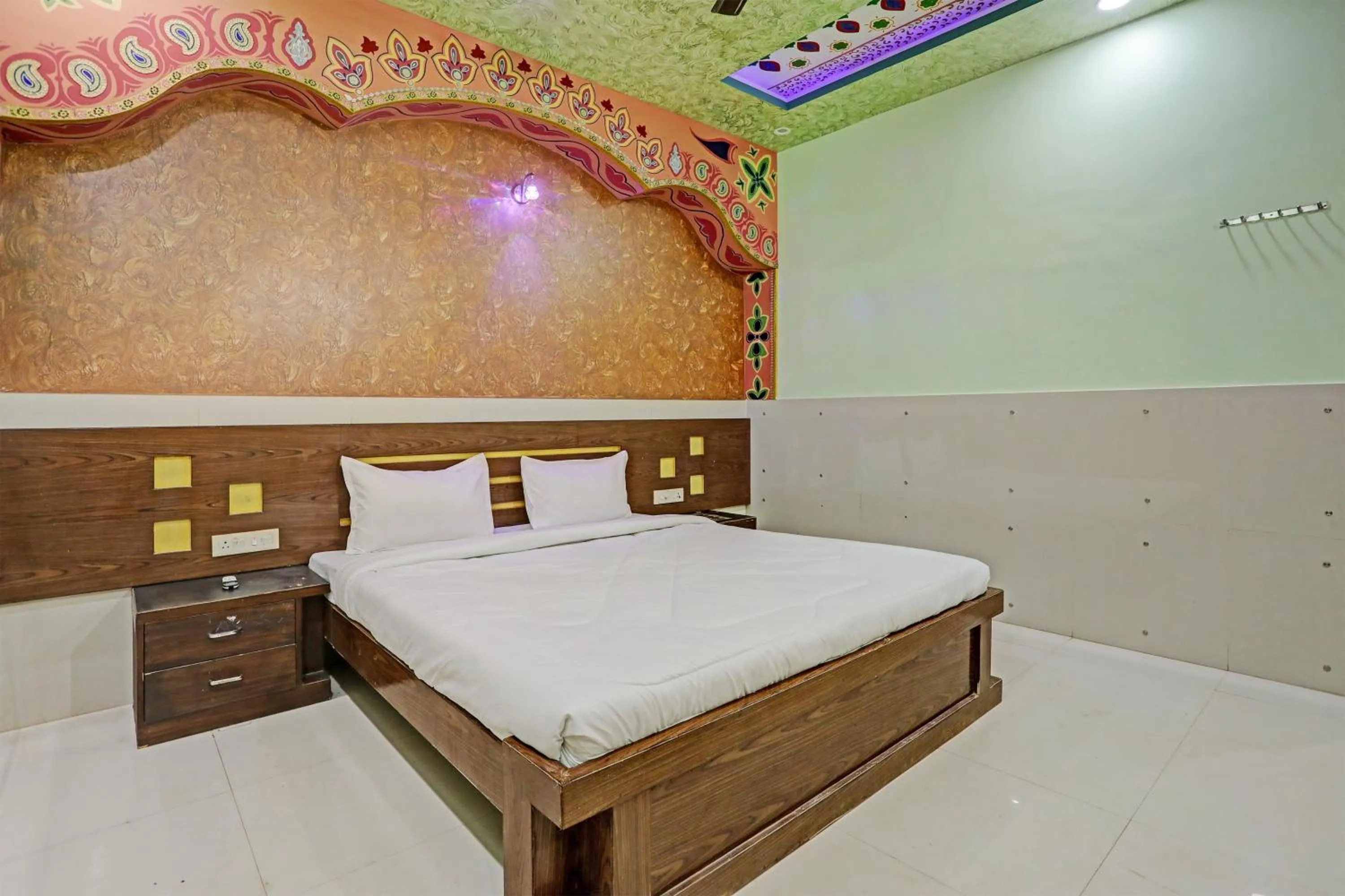 Bedroom in Collection O MG Hotel & Resturant