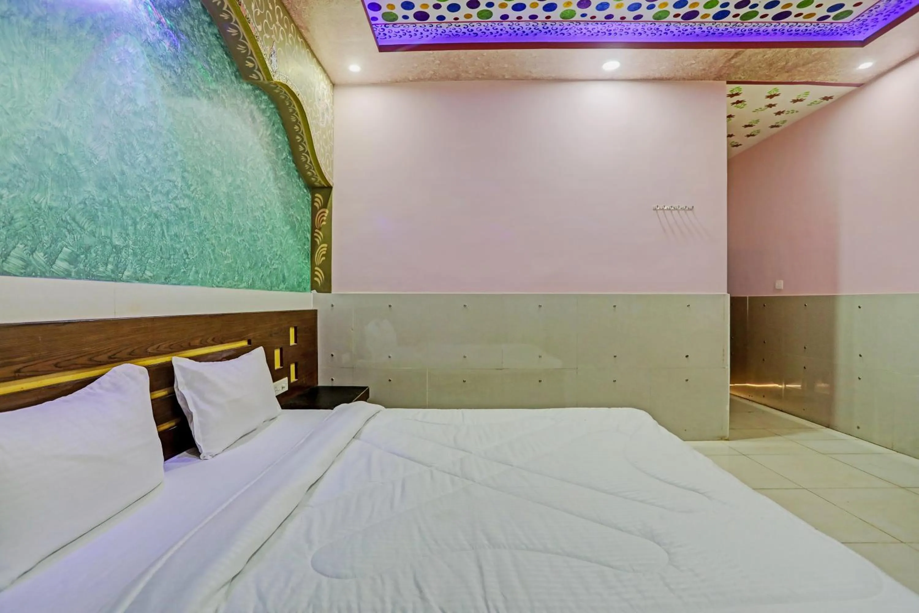 Bedroom in Collection O MG Hotel & Resturant