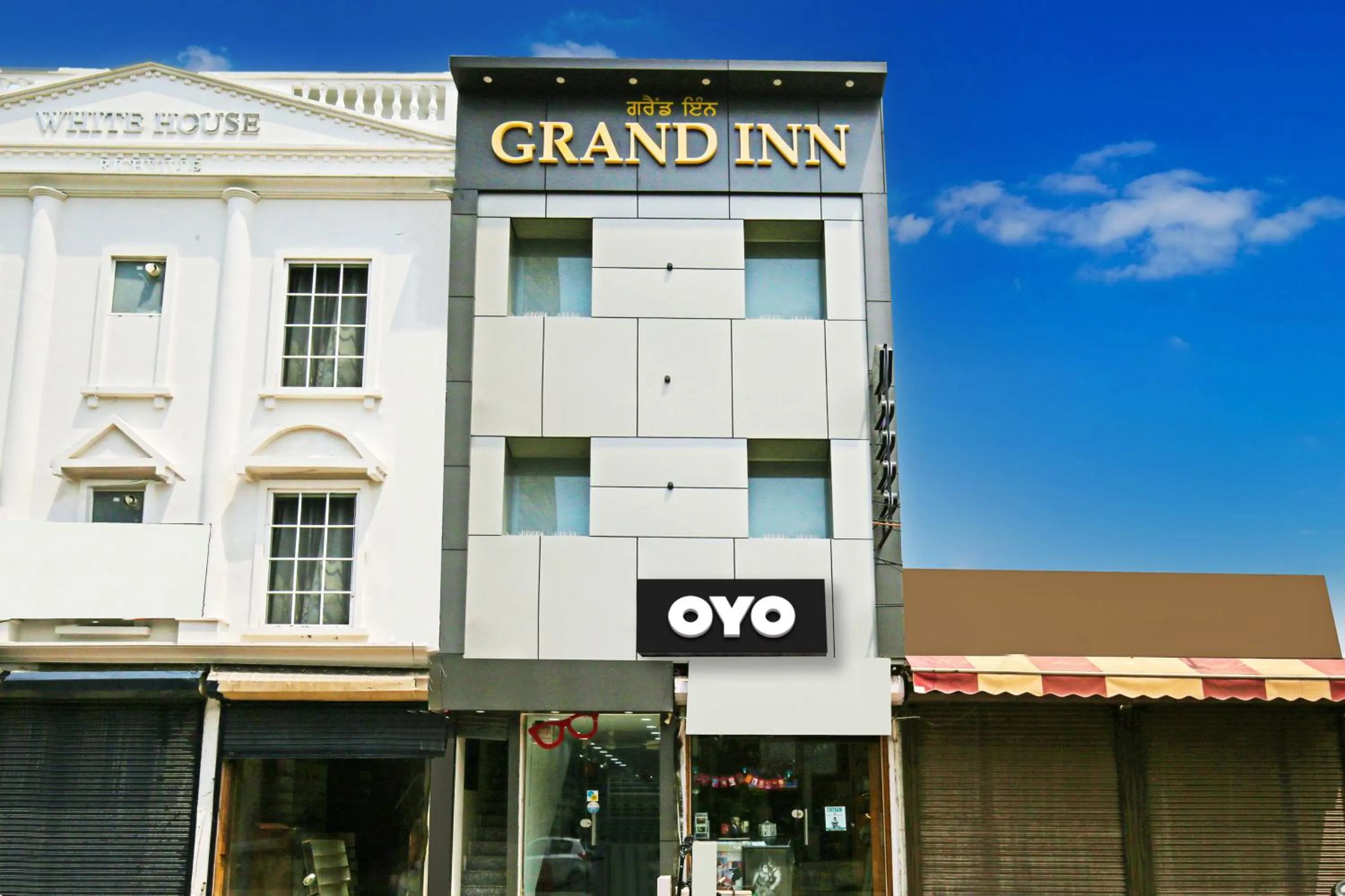 Facade/entrance in Hotel O Grand Inn