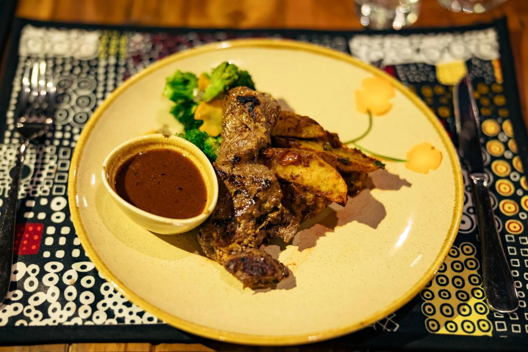 Restaurant/places to eat in Mayai Ocean Resort