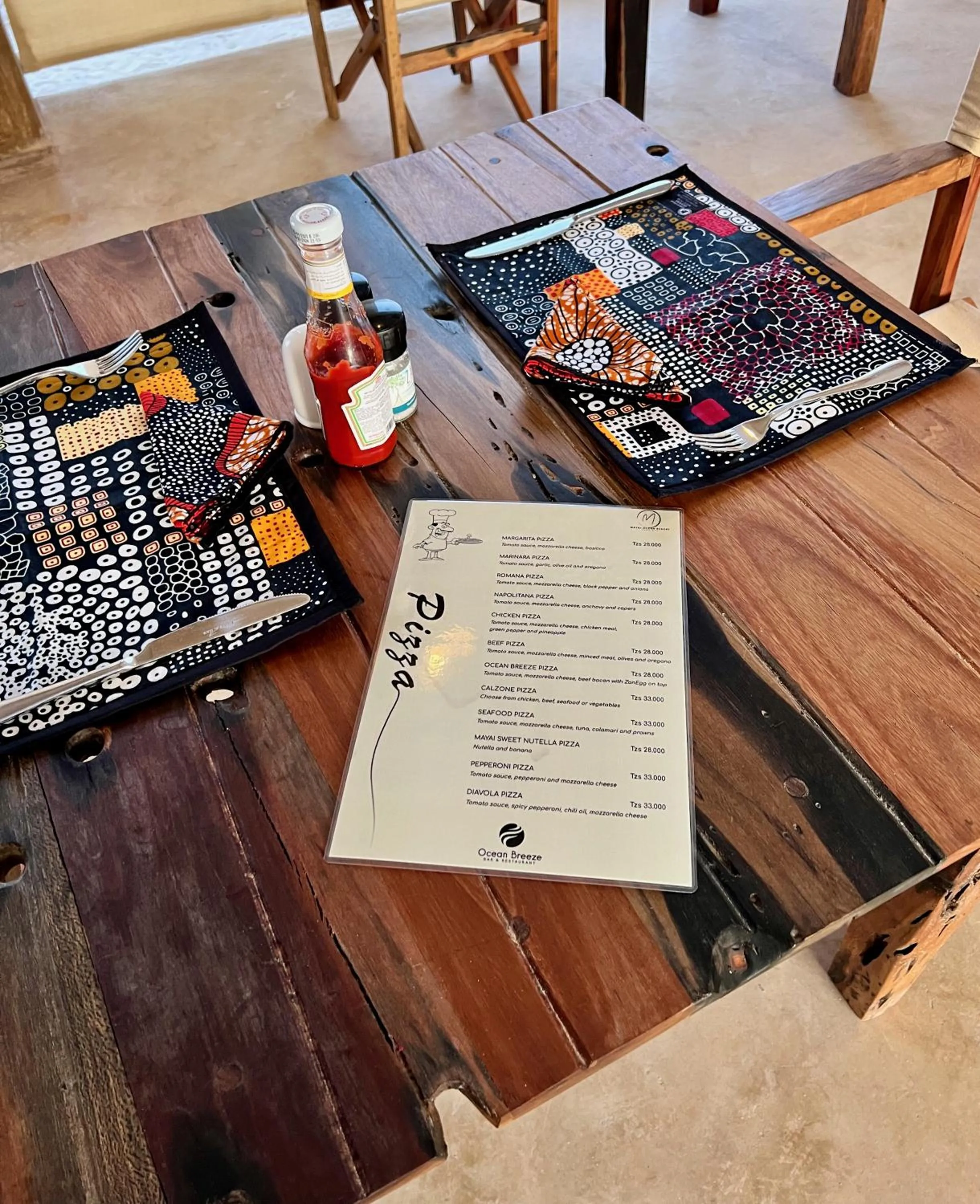 Restaurant/places to eat in Mayai Ocean Resort