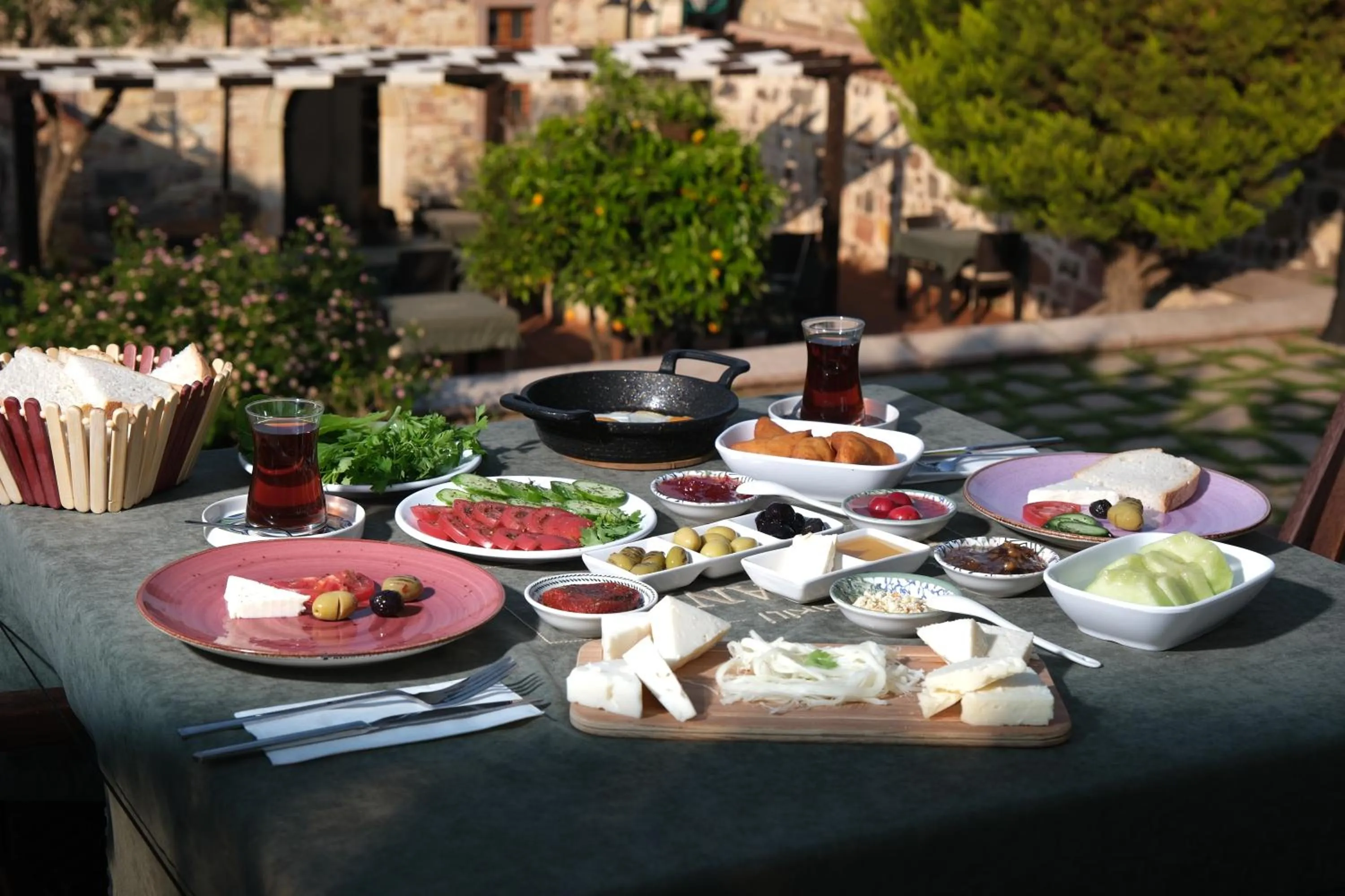 Breakfast in Kocanli Kosku