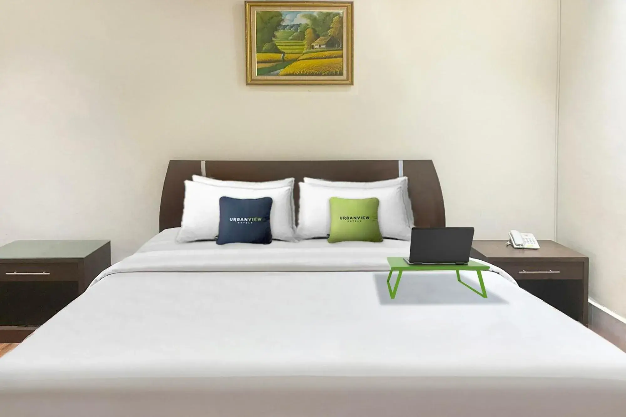 Standard Double Room in Urbanview Hotel Mulia Indah Palopo Standard Double Room in Urbanview Hotel Mulia Indah Palopo