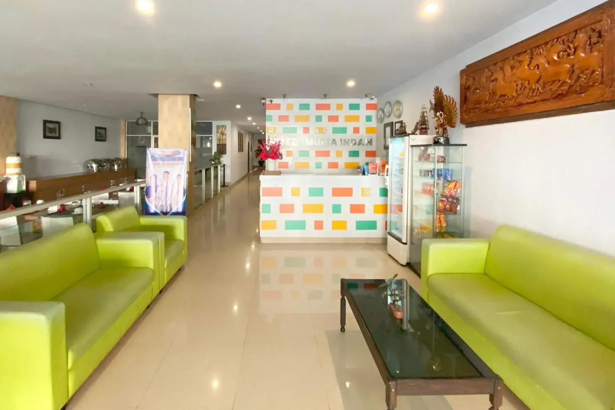 Seating area in Urbanview Hotel Mulia Indah Palopo Seating area in Urbanview Hotel Mulia Indah Palopo