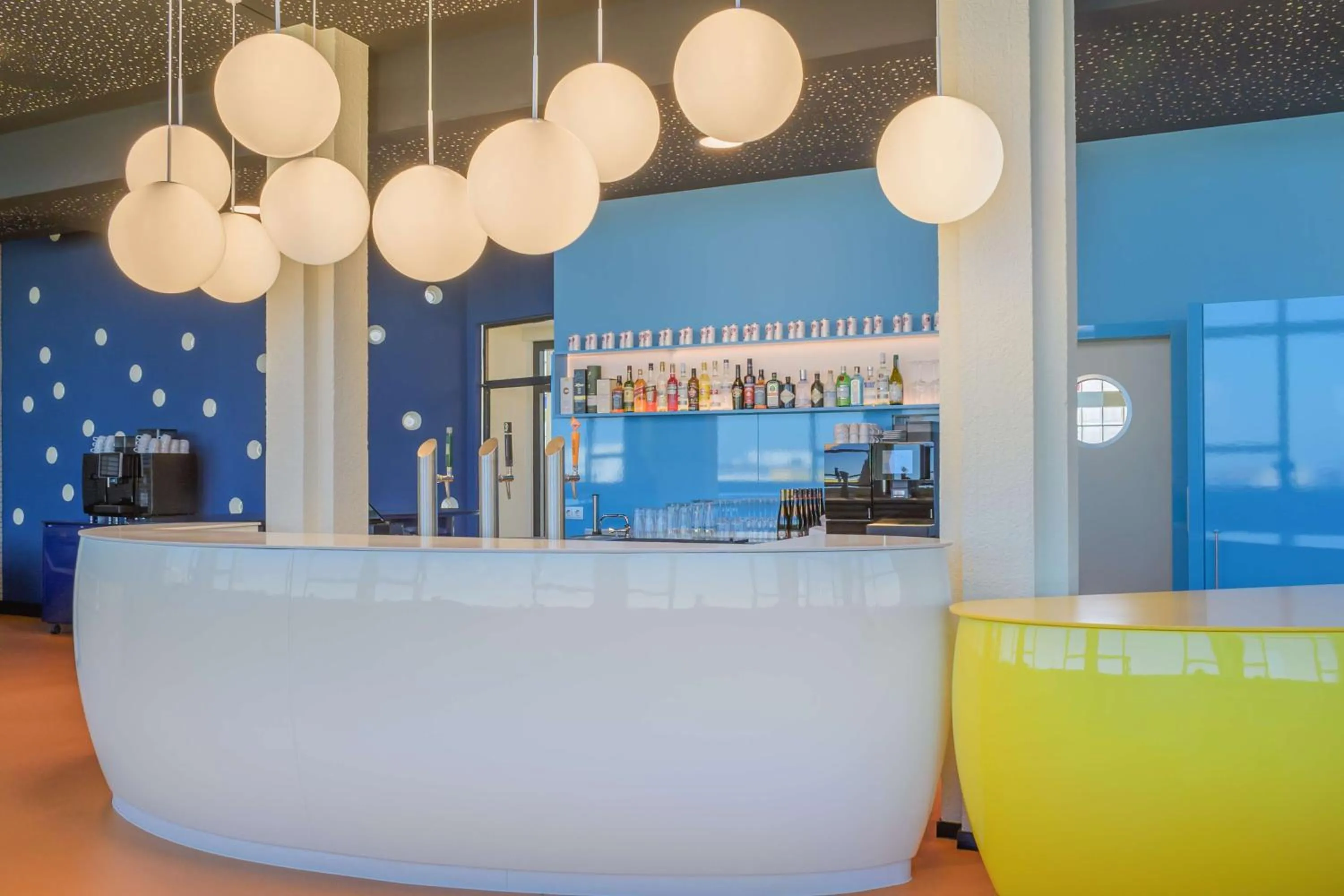 Lounge or bar in Prize by Radisson, Dortmund City