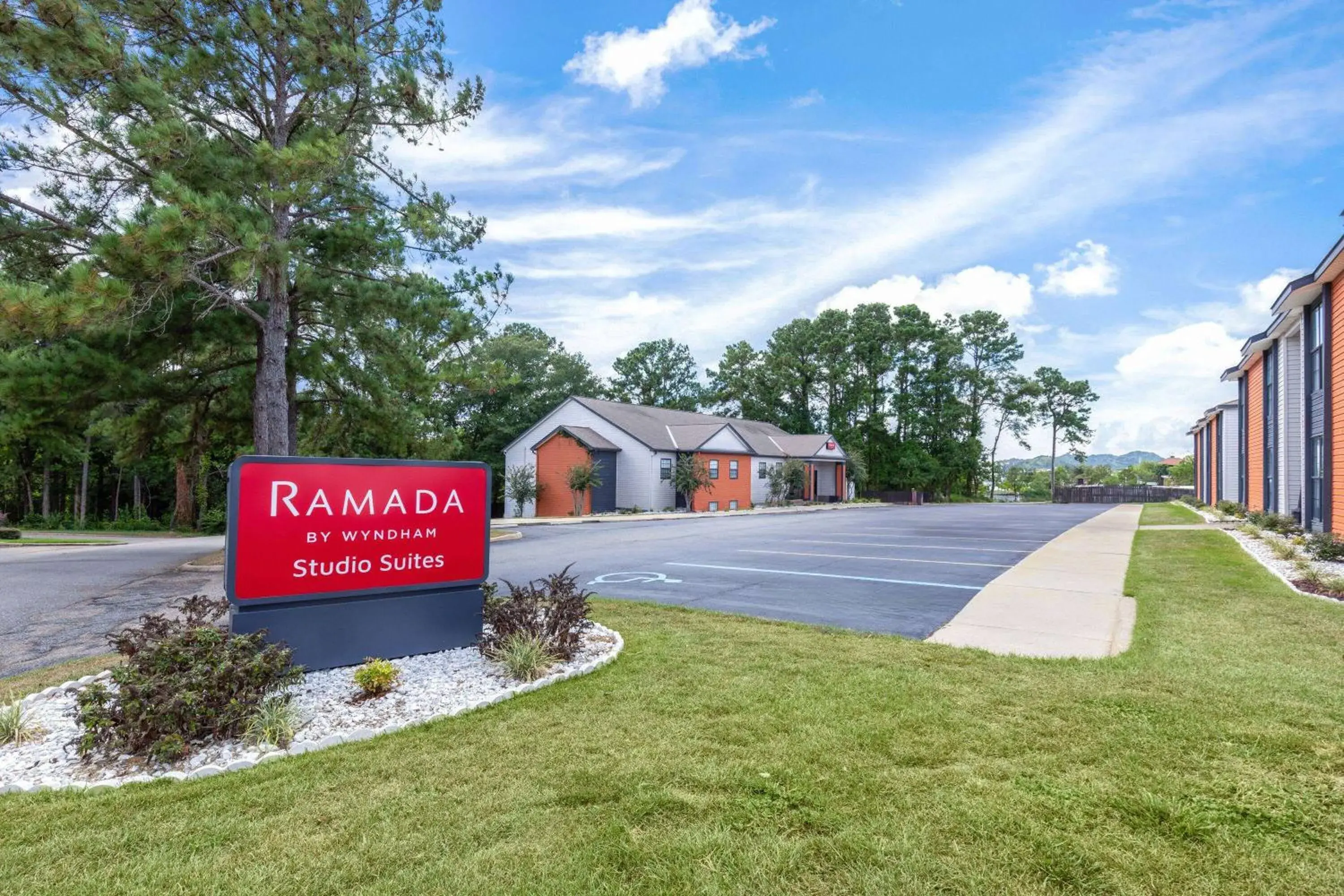 Property building in Ramada by Wyndham Studio Suites Dothan Property building in Ramada by Wyndham Studio Suites Dothan