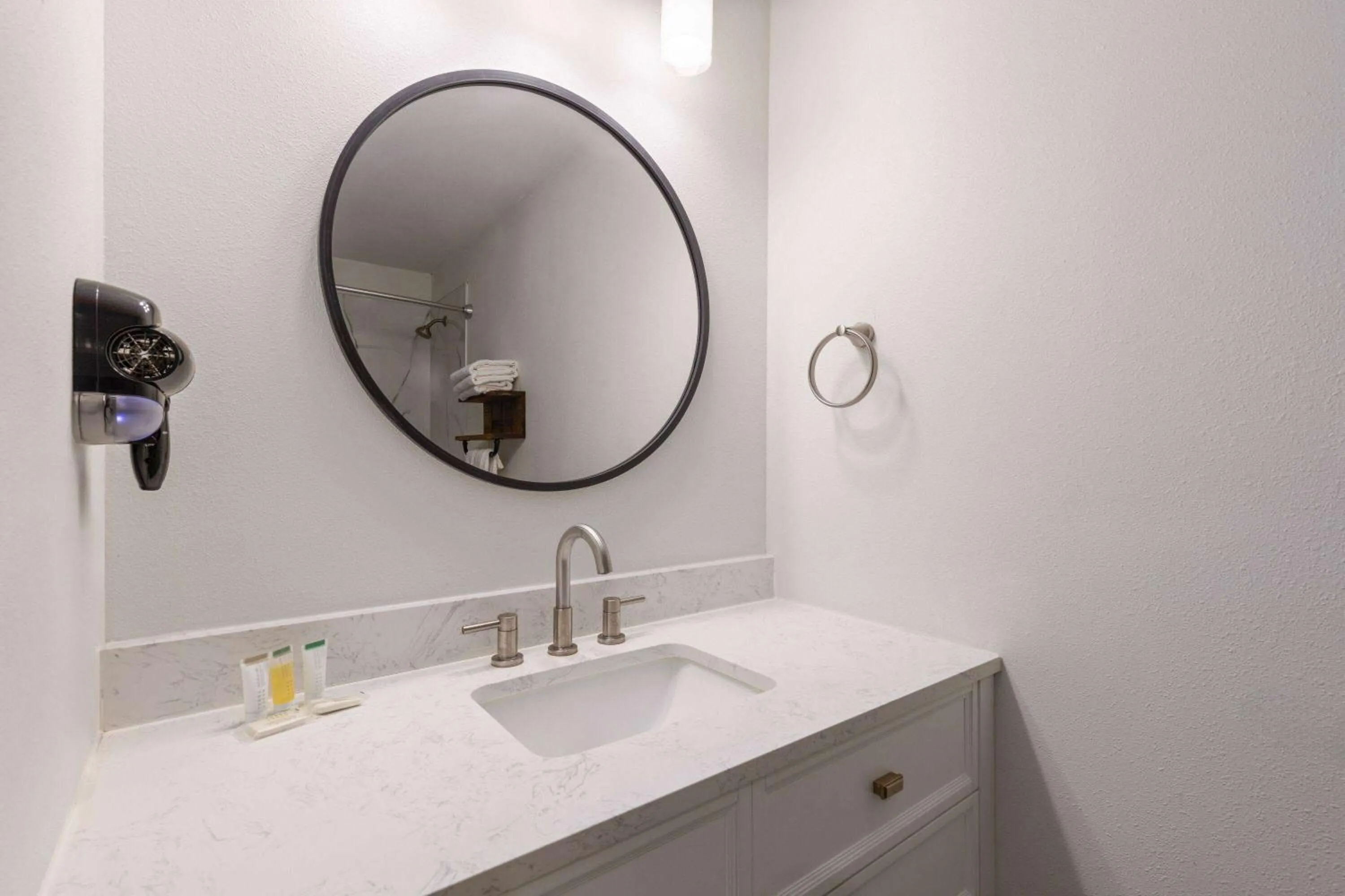 Bathroom in Ramada by Wyndham Studio Suites Dothan