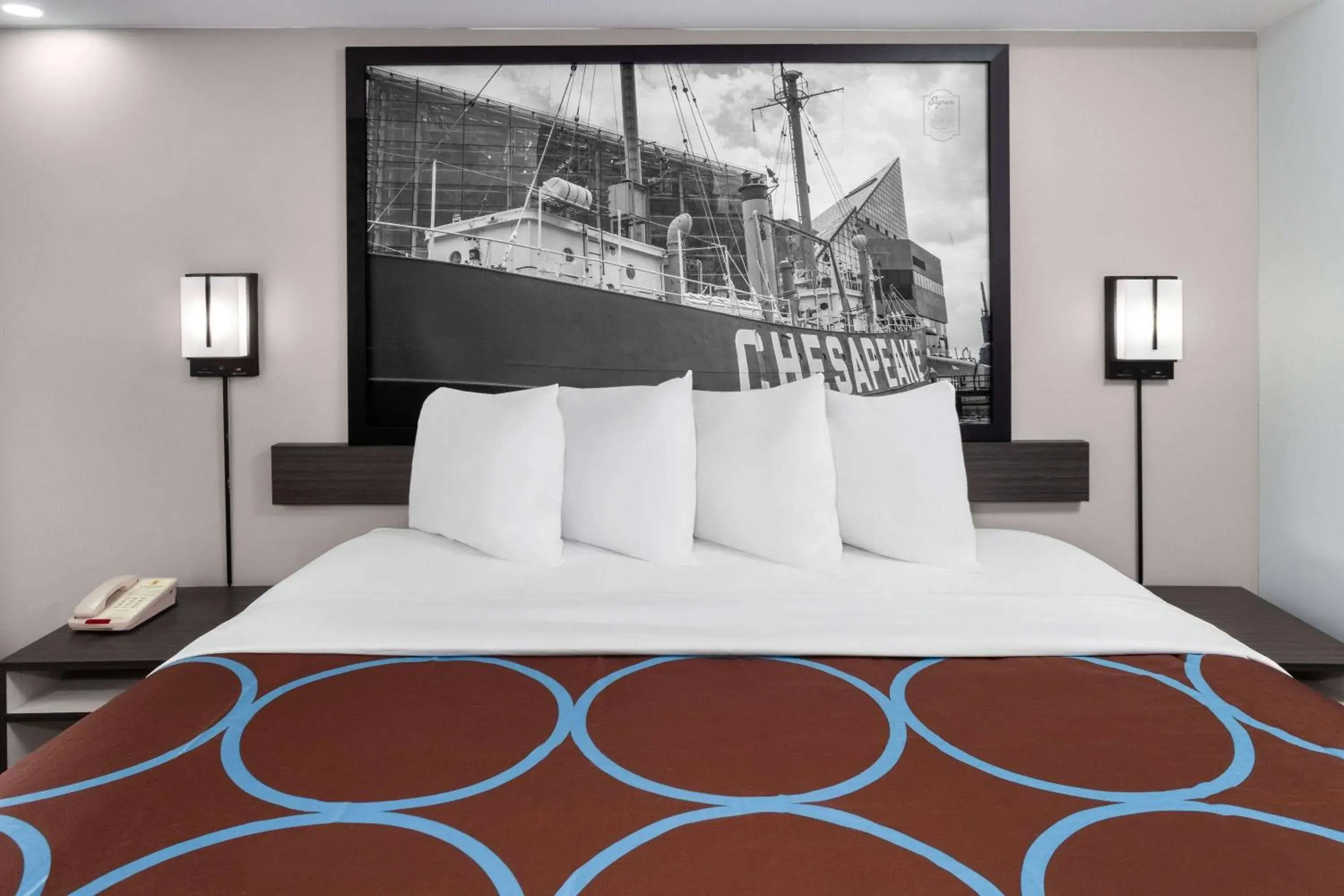 Photo of the whole room, Bed in Super 8 by Wyndham Baltimore Northwest Photo of the whole room, Bed in Super 8 by Wyndham Baltimore Northwest