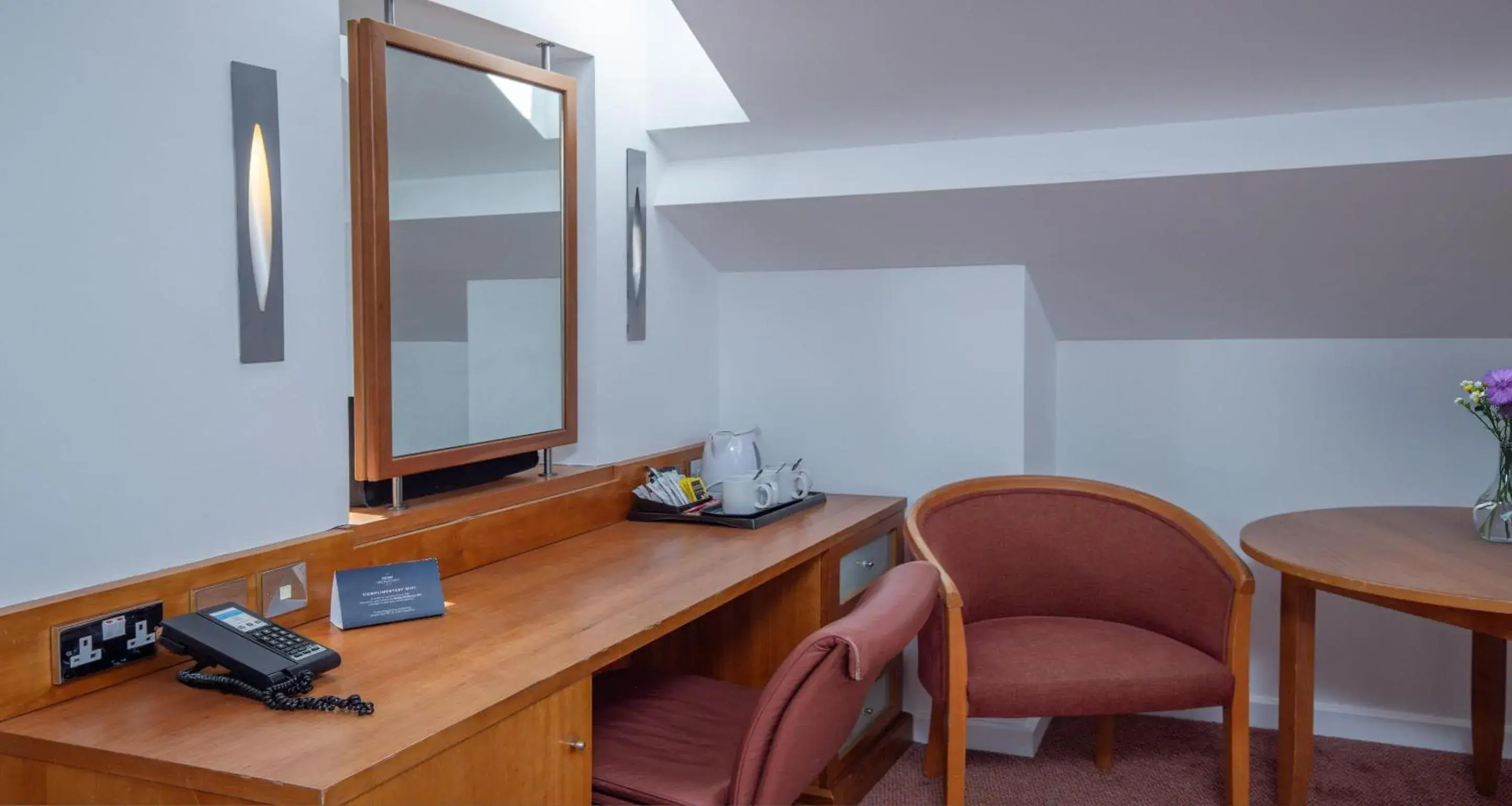 Bedroom in Derby Mickleover Hotel, BW Signature Collection Bedroom in Derby Mickleover Hotel, BW Signature Collection