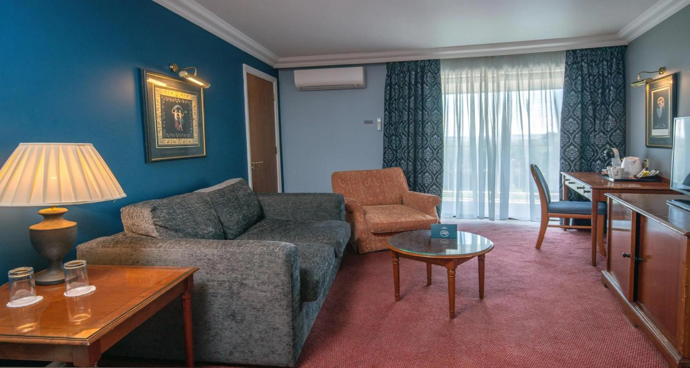 Bedroom in Derby Mickleover Hotel, BW Signature Collection