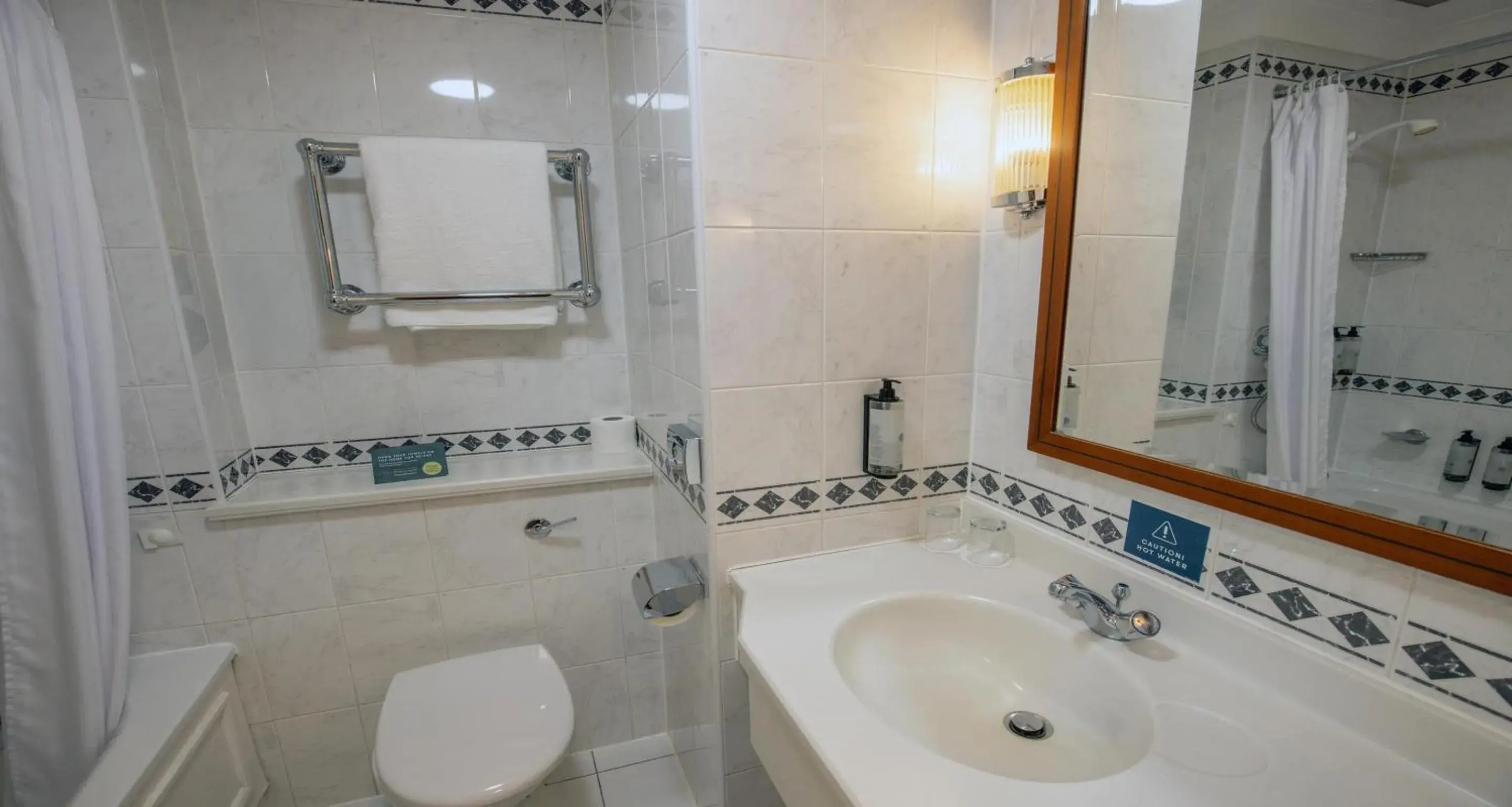 Bedroom in Derby Mickleover Hotel, BW Signature Collection Bedroom in Derby Mickleover Hotel, BW Signature Collection