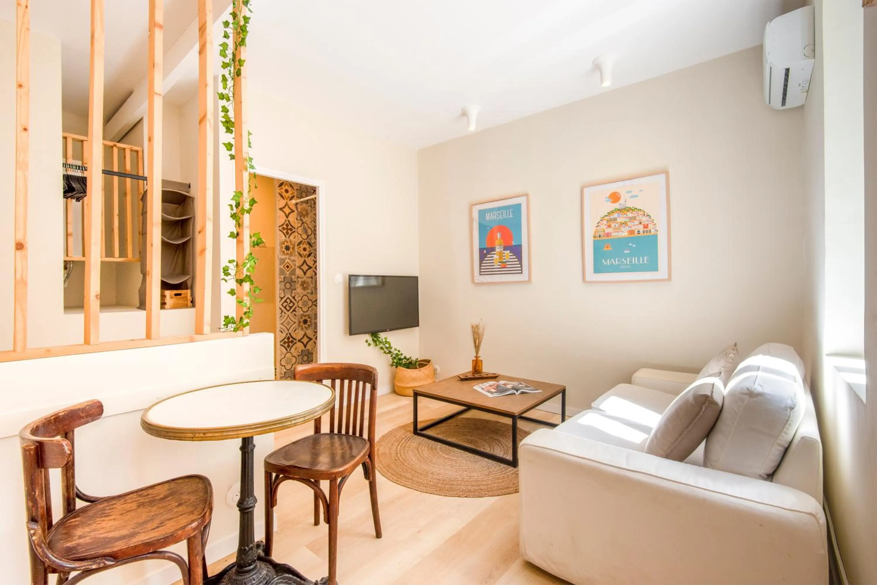 Living room in Paradis d'amour avec terrasse