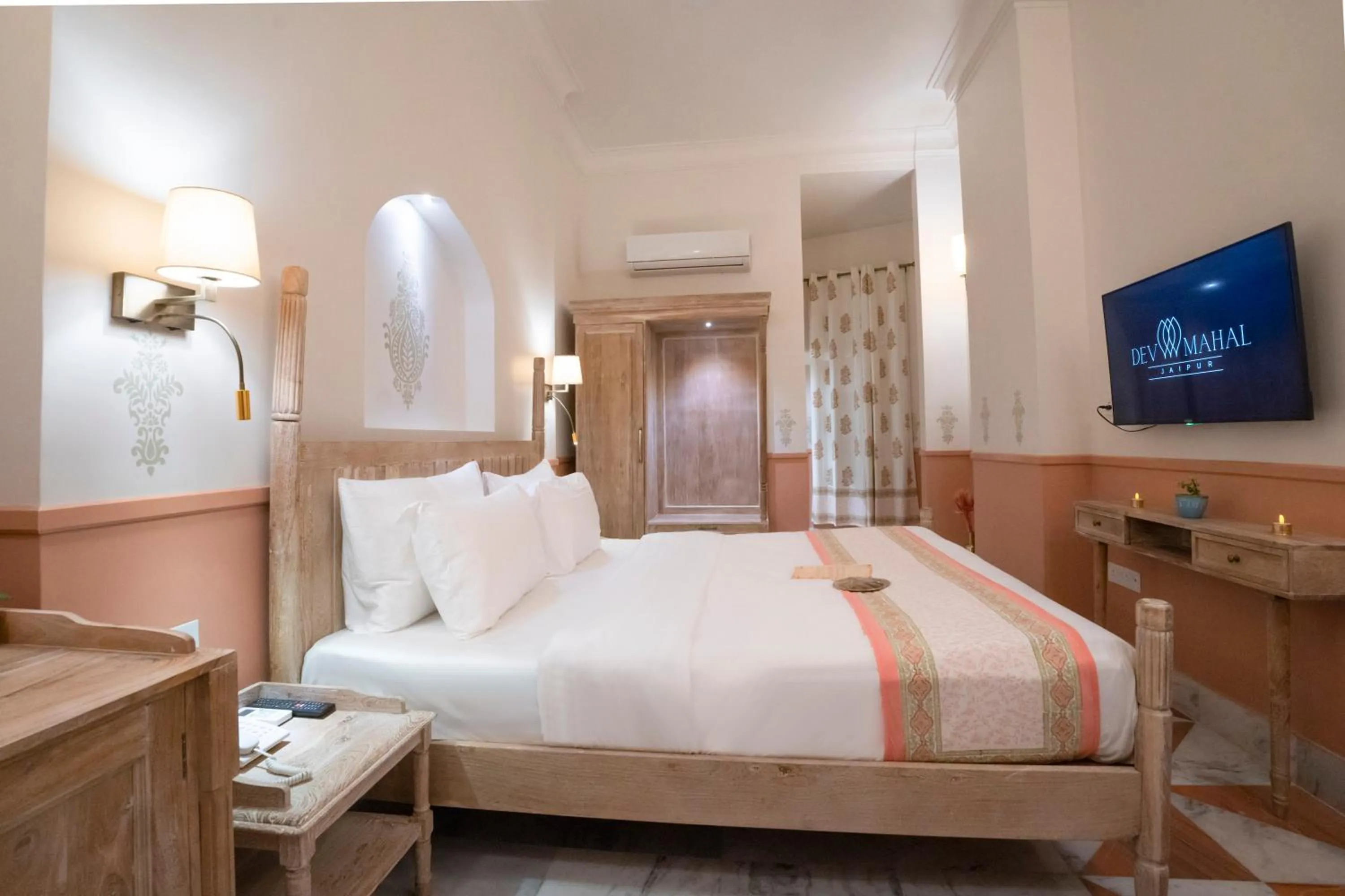 TV and multimedia, Bed in Dev Mahal - A Boutique Heritage Hotel