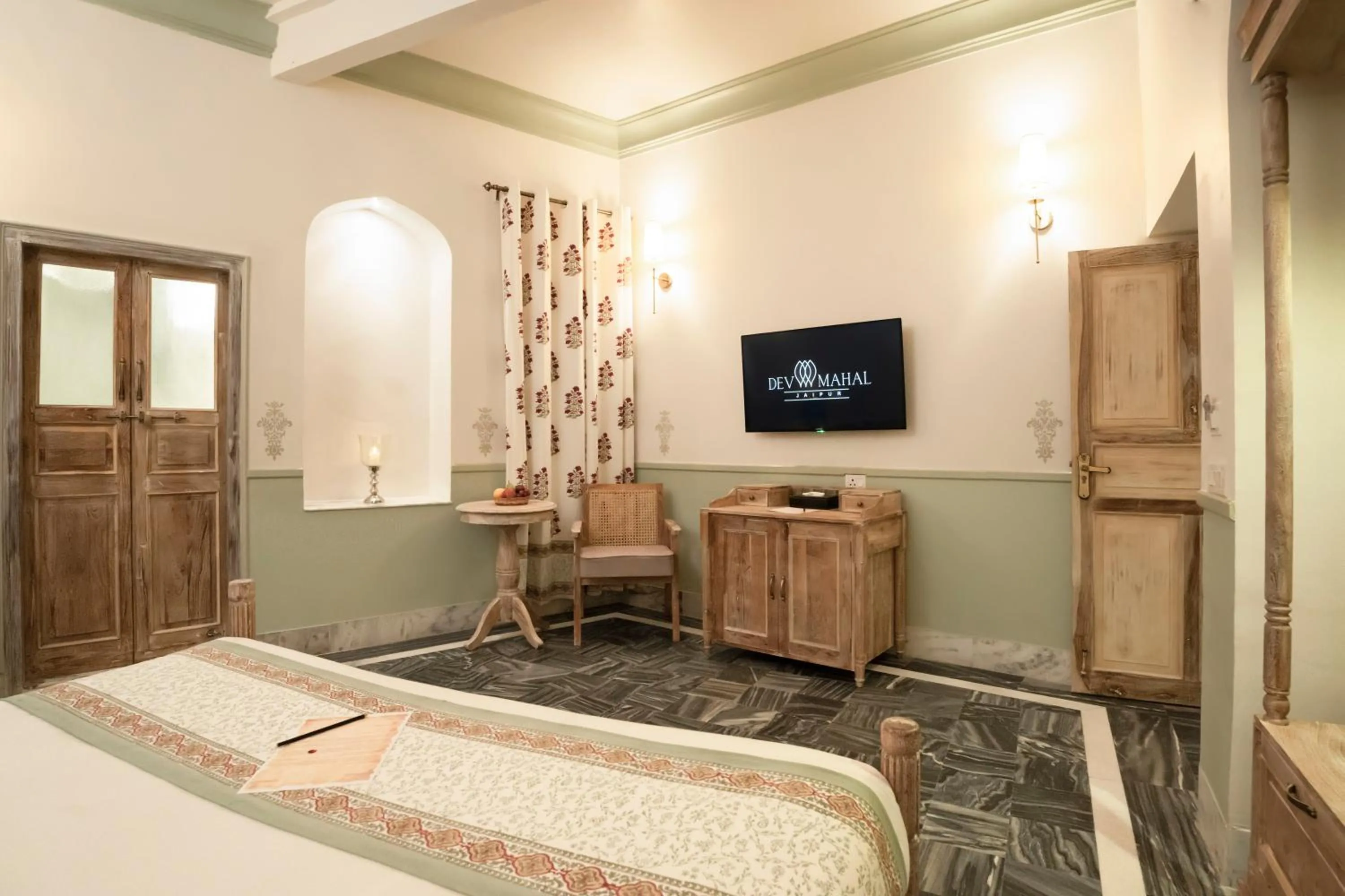 TV and multimedia, Bed in Dev Mahal - A Boutique Heritage Hotel