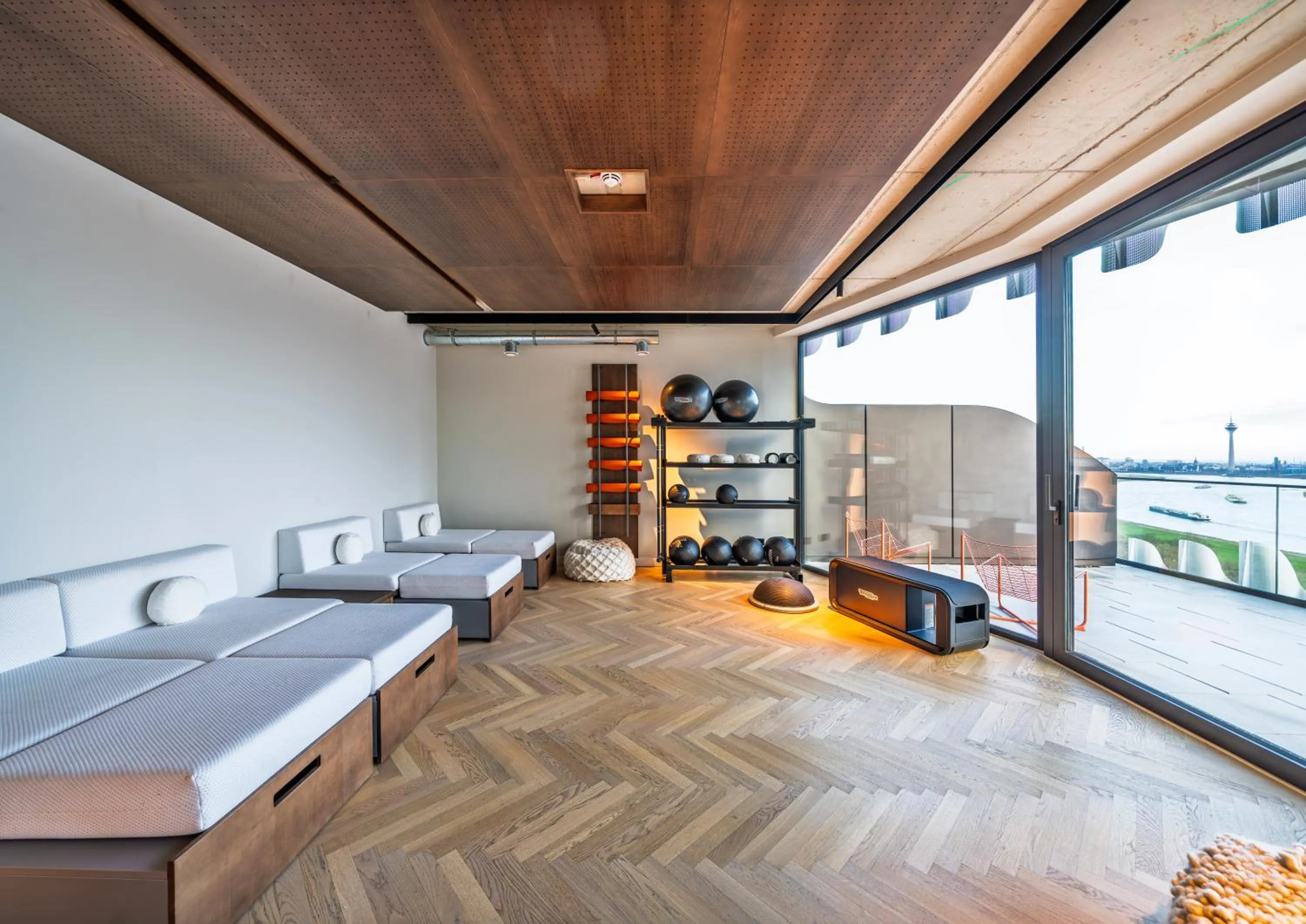 Spa and wellness centre/facilities, Bed in The Zipper Hotel und Apartments