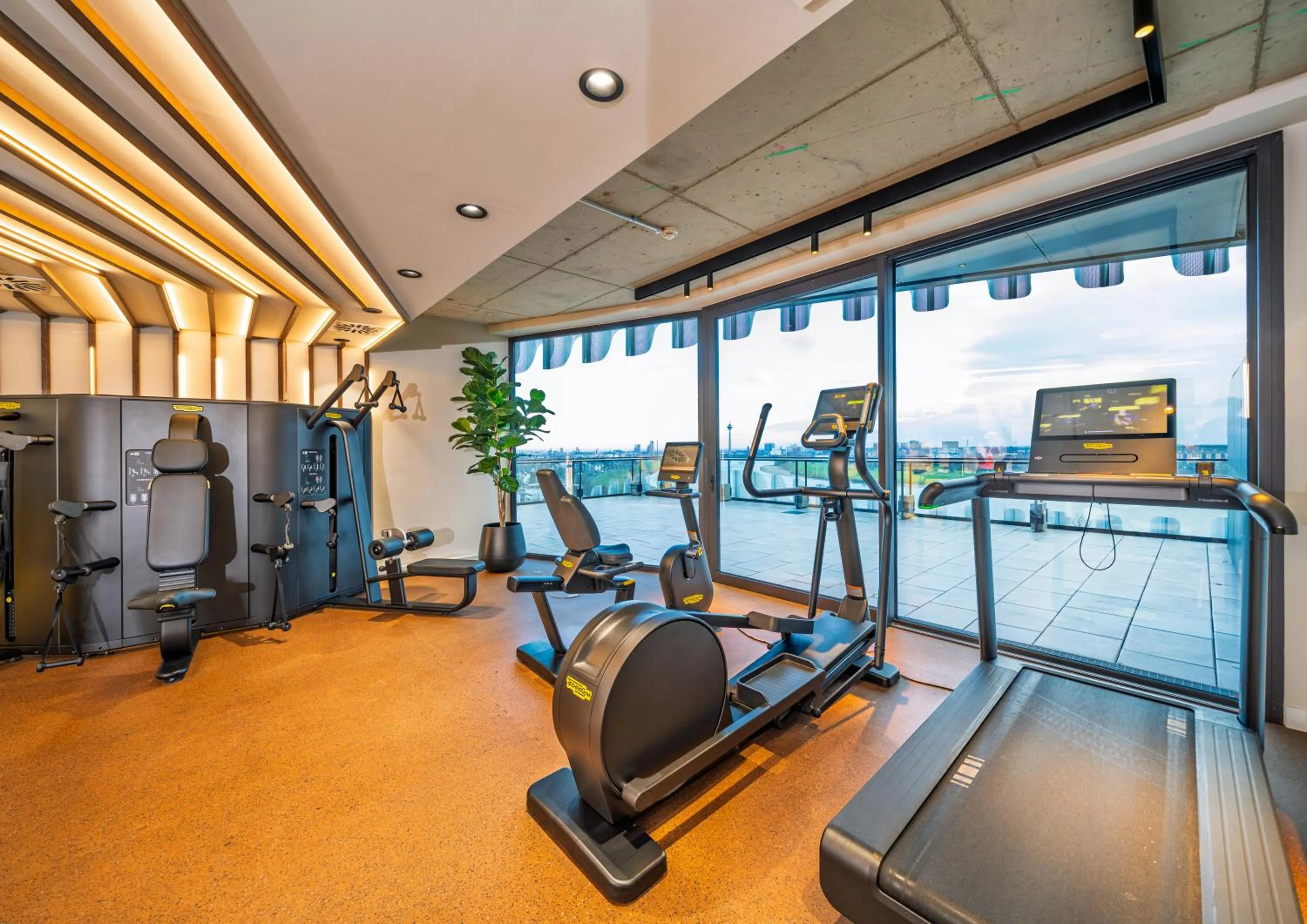 Fitness centre/facilities in The Zipper Hotel und Apartments
