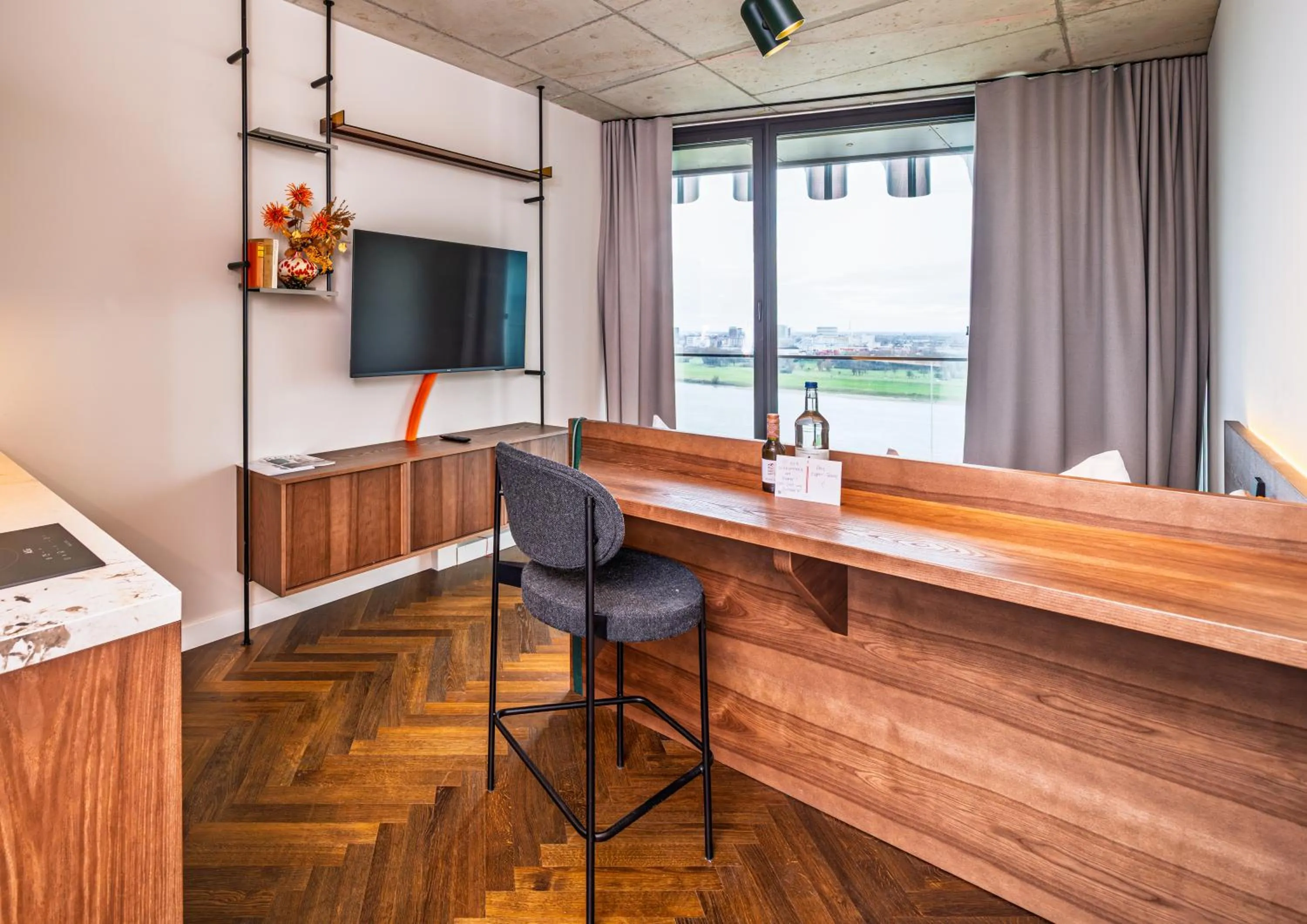 TV and multimedia in The Zipper Hotel und Apartments