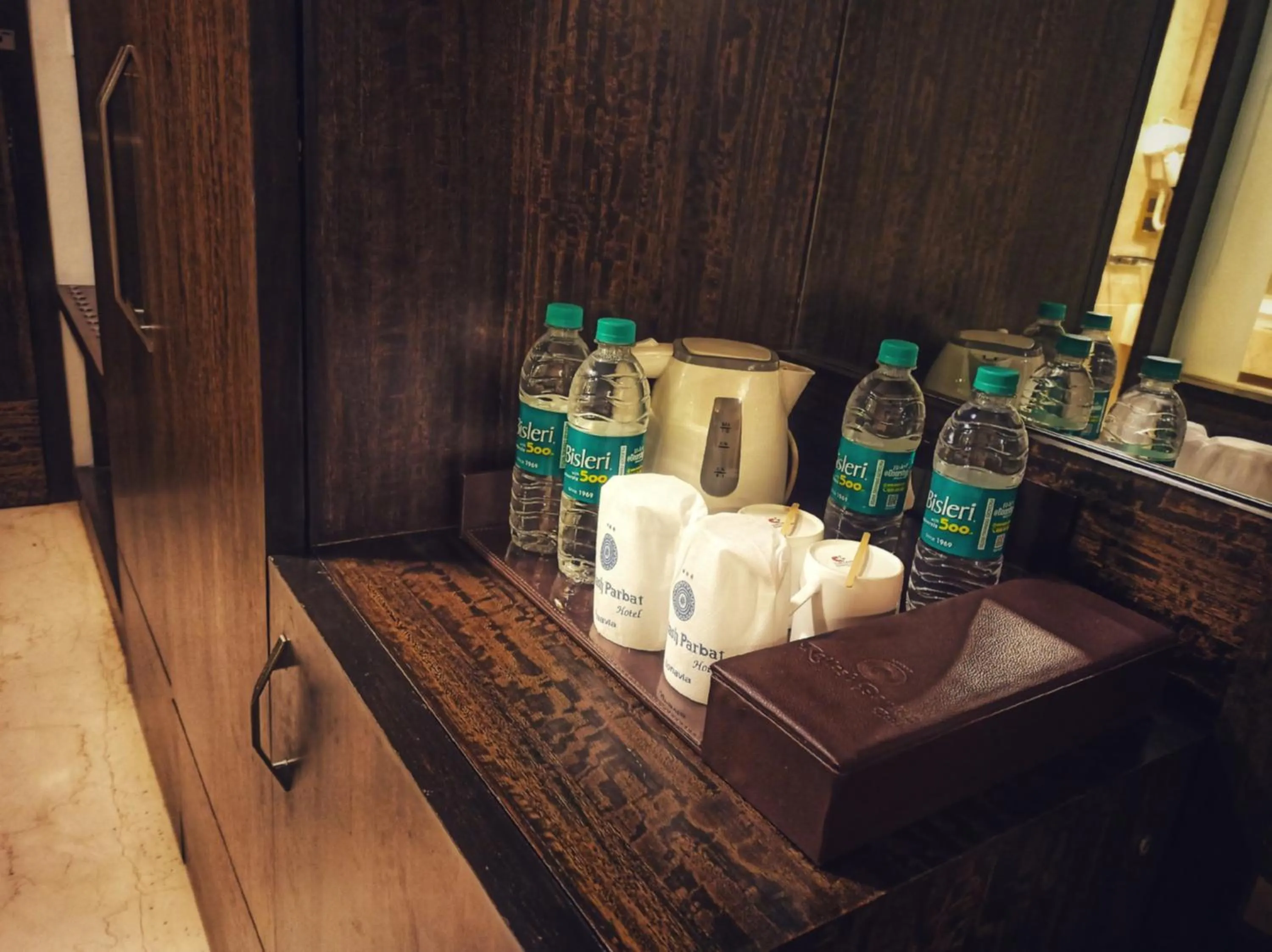 Kitchen or kitchenette in Kailash Parbat