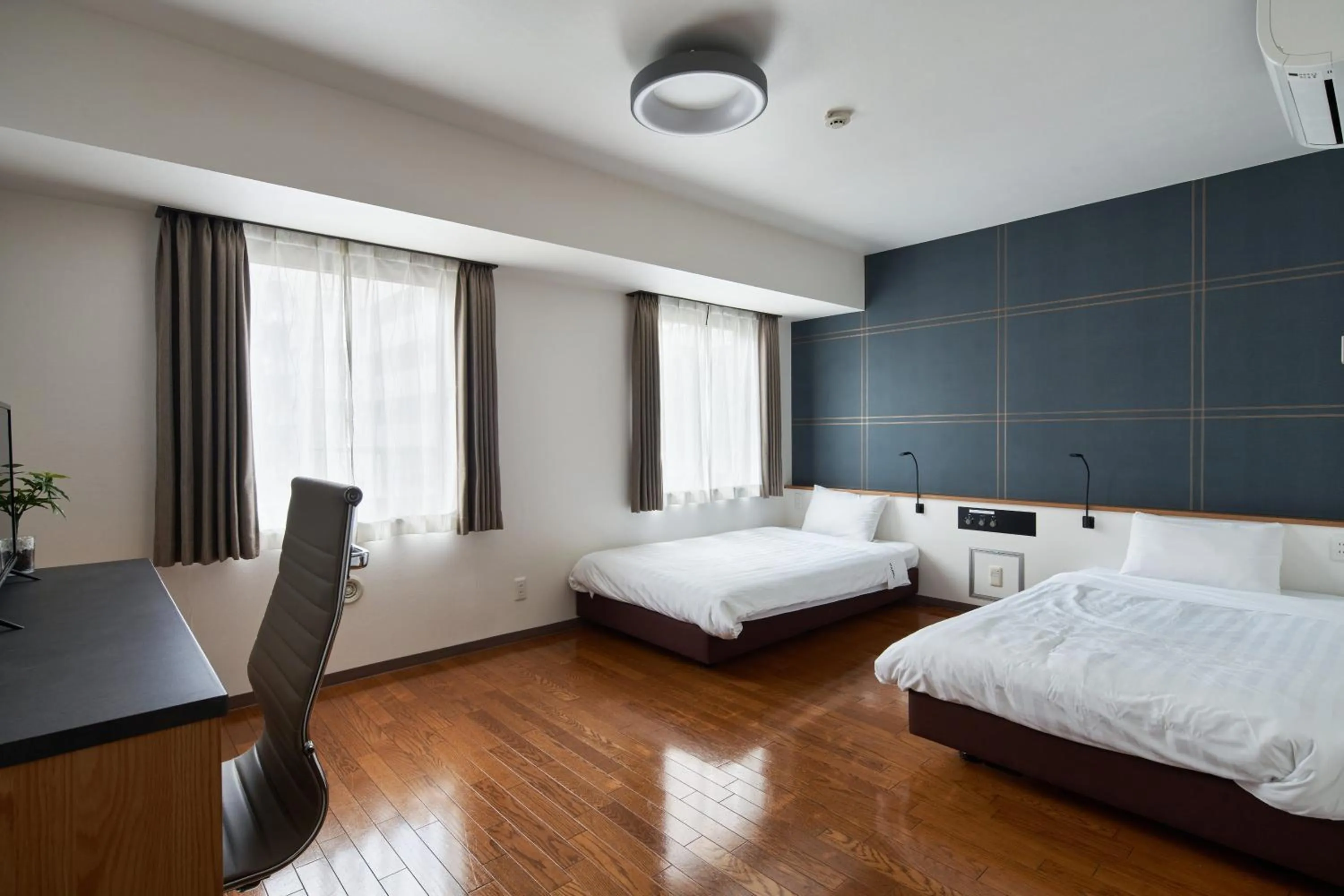 Bed in TOKIO's HOTEL