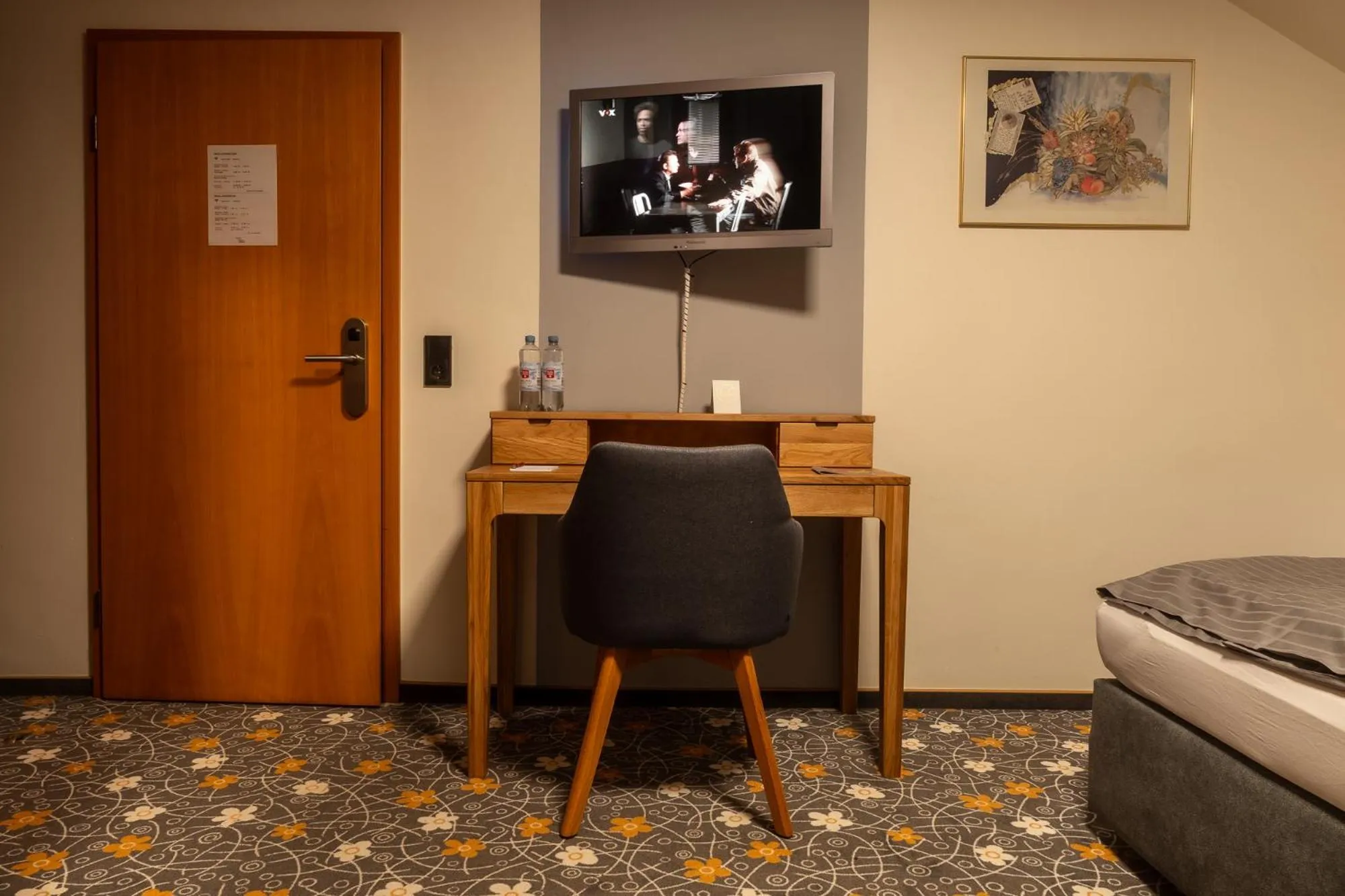 TV and multimedia, Bed in Hotel Restaurant Ancho