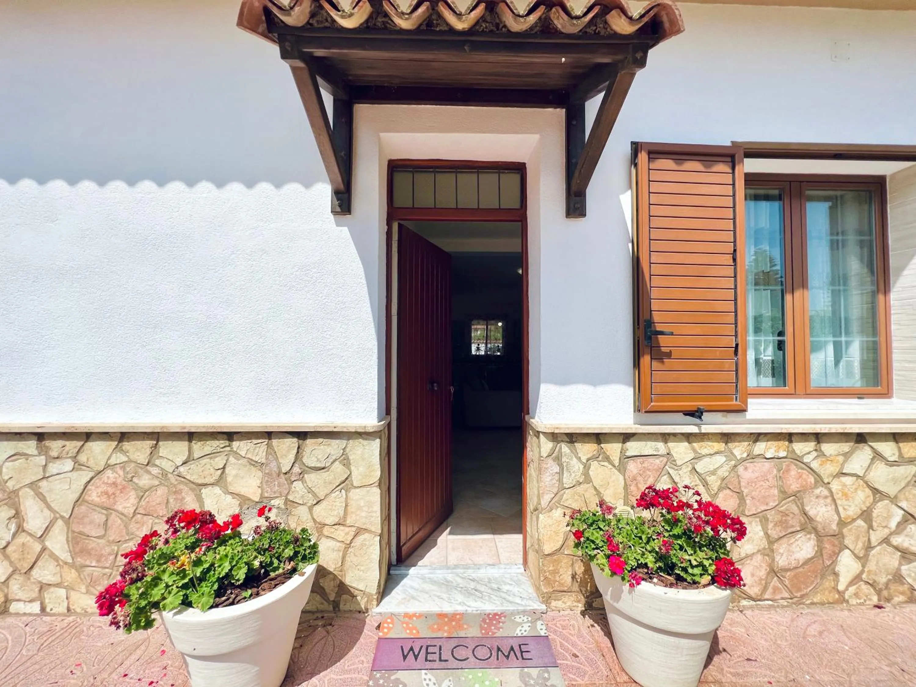 Property building in Villa Genova