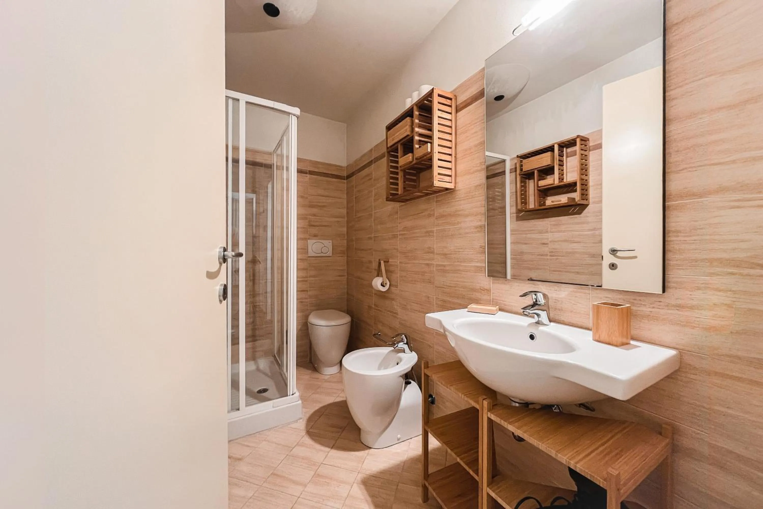 Bathroom in Maison Poluc hotel apartments