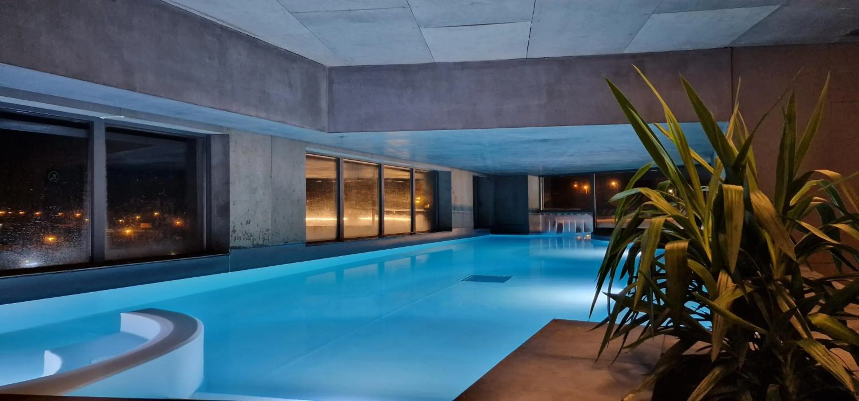 Swimming pool in Puro Dão Hotel & Spa