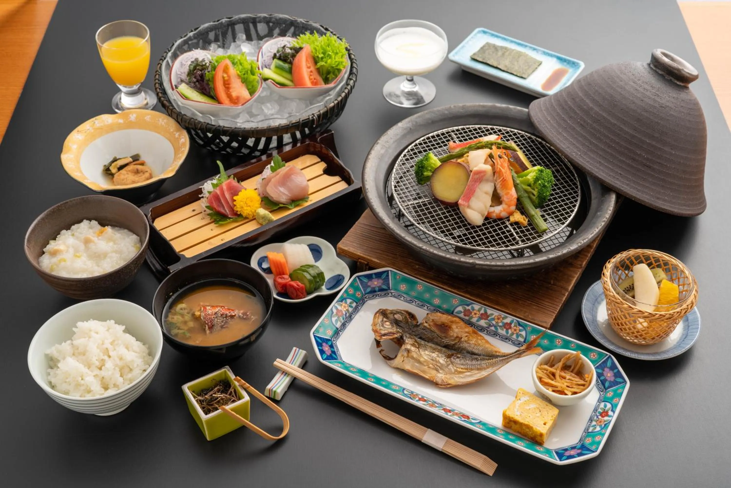 Food and drinks in Omuro no Mori Gyokusui -Adult Only-