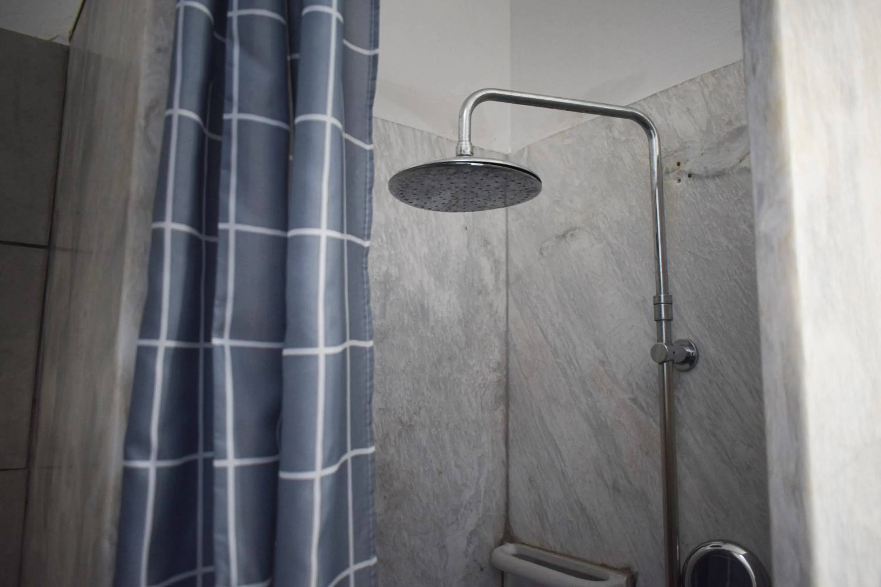 Bathroom in Hotel Theoxenia