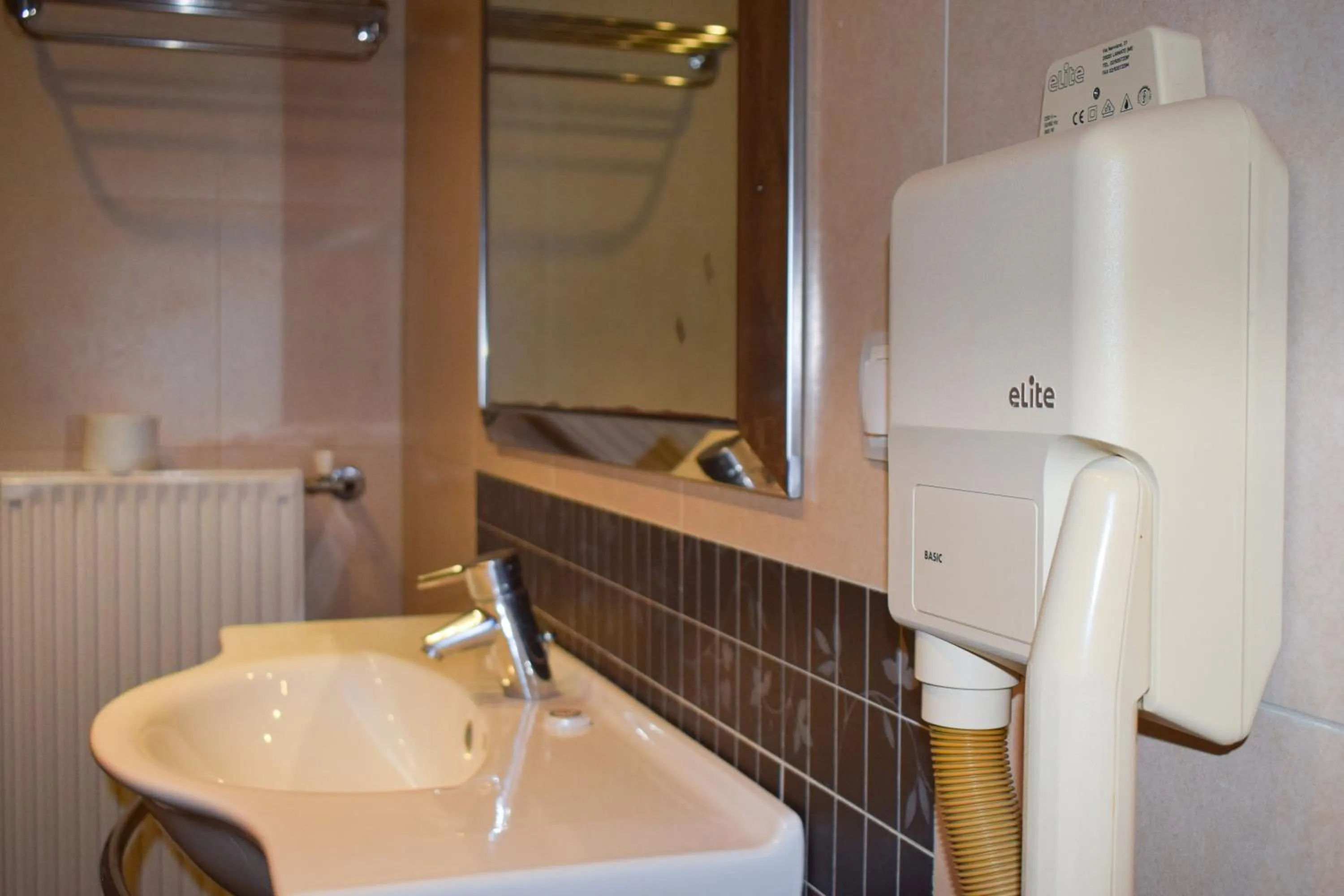 Bathroom in Hotel Theoxenia