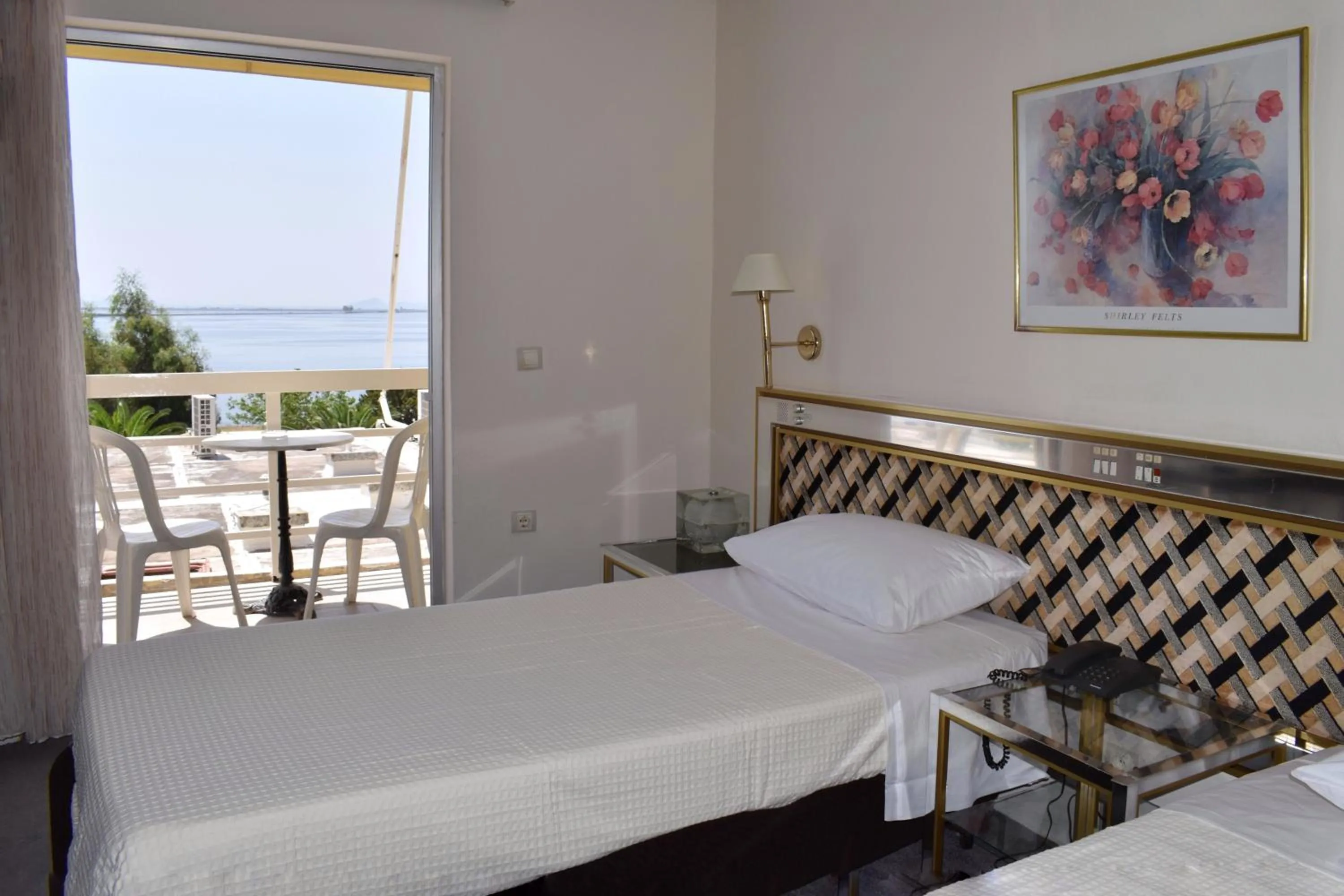 Bedroom, Bed in Hotel Theoxenia